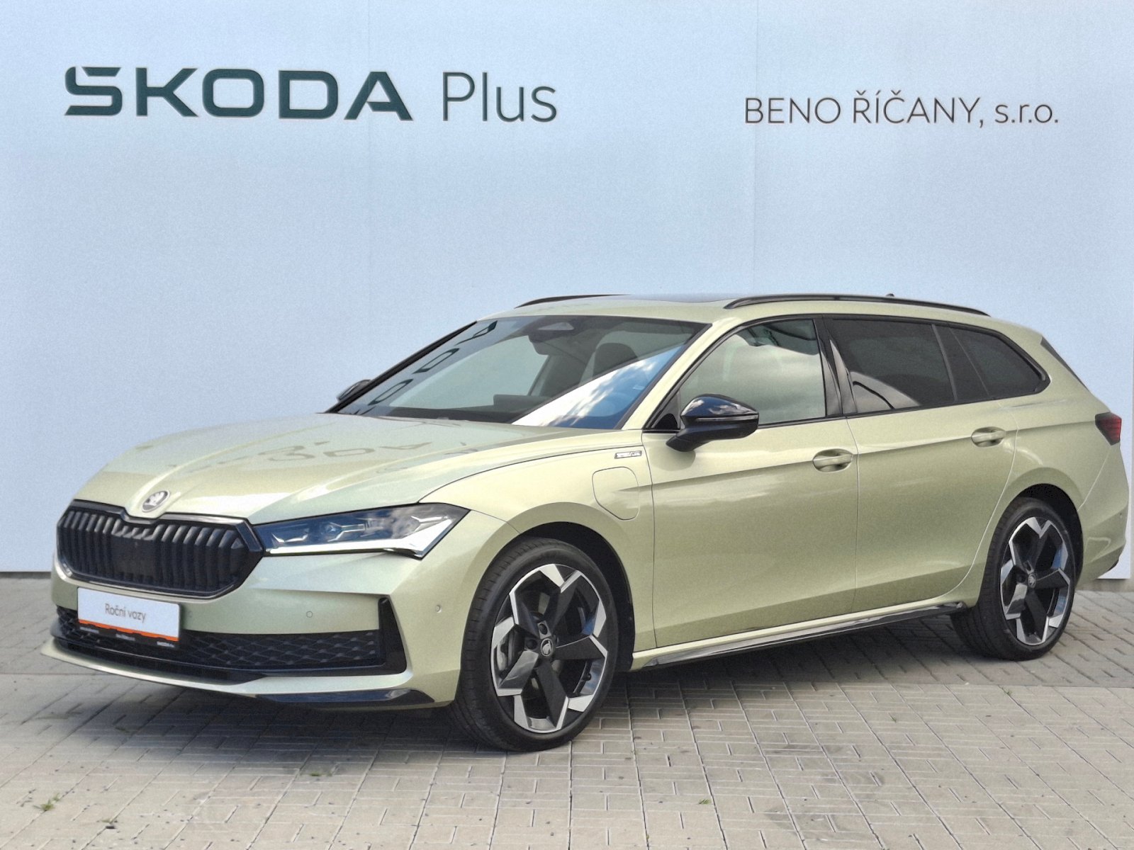 Škoda Superb Combi iV SportLine DSG 1,5TSi