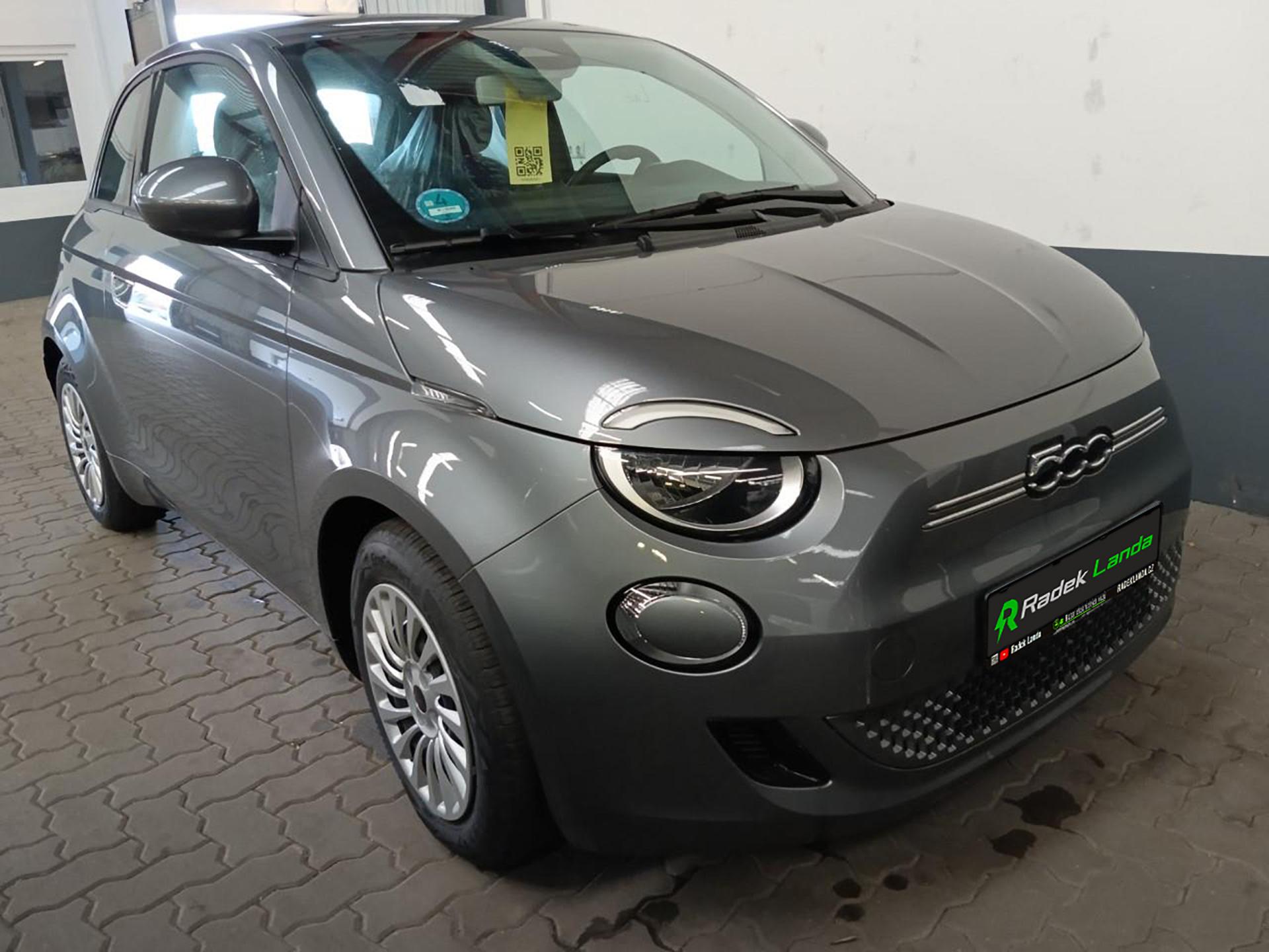 Fiat 500e Action, 100km, nový vůz