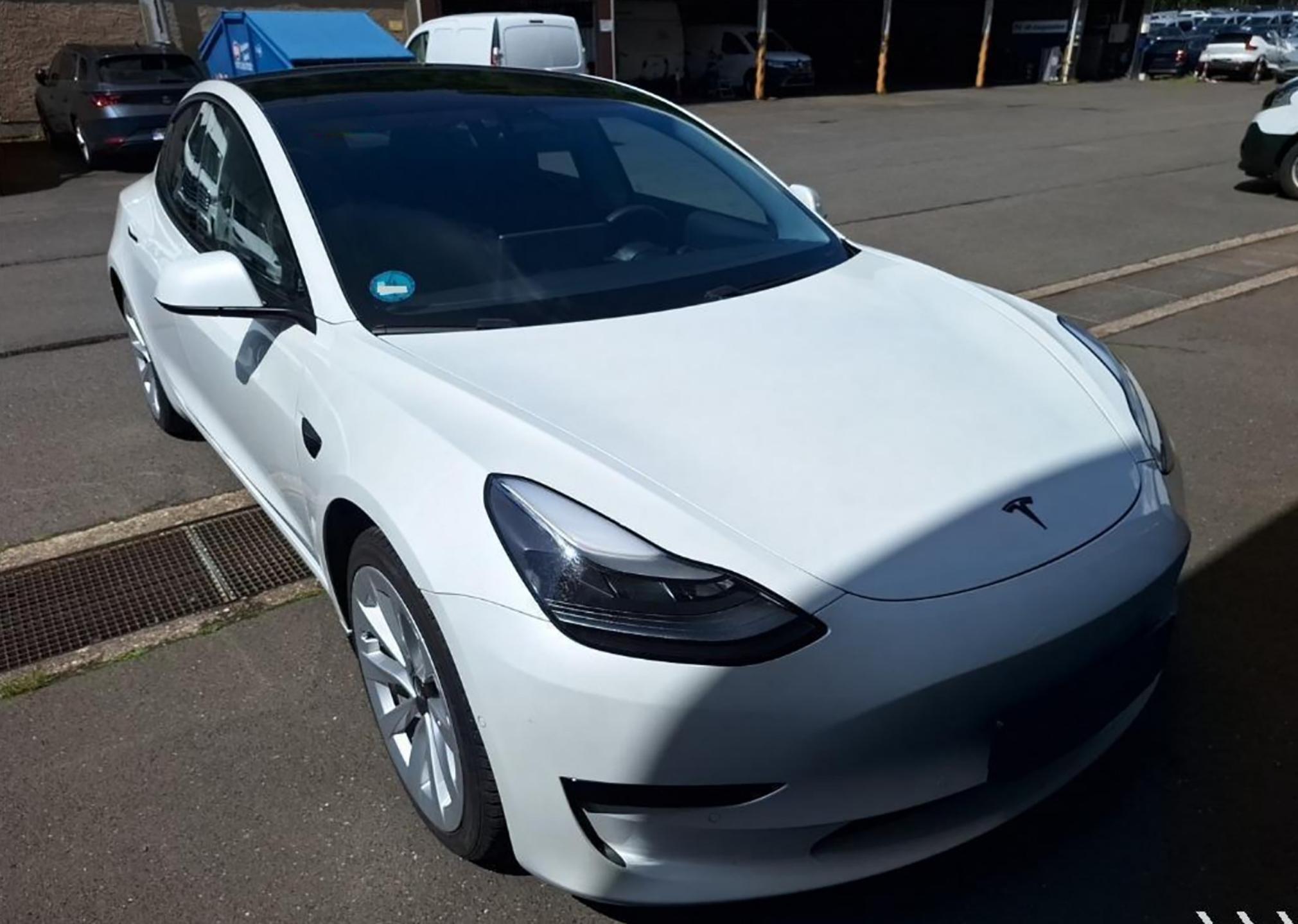 Tesla Model 3 Standard Range Plus