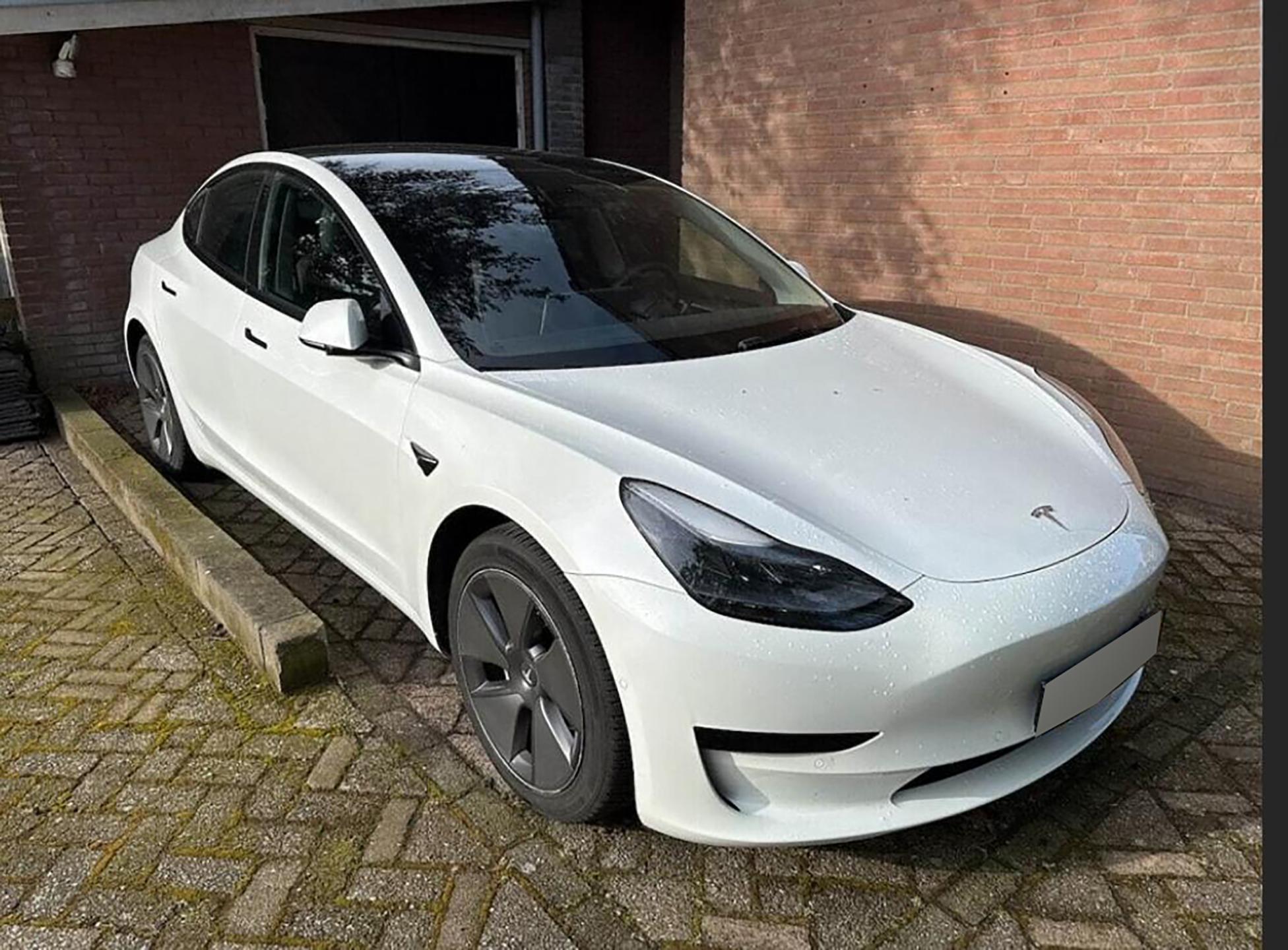 Tesla Model 3 Standard Range Plus, LFP