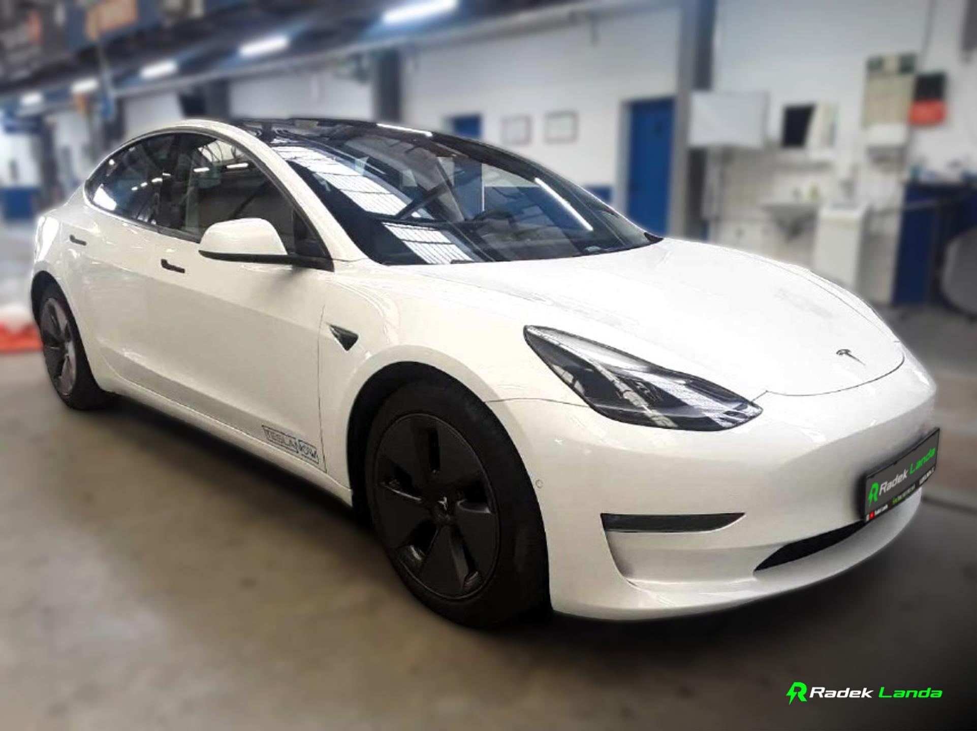 Tesla Model 3 Long Range AWD 75 kWh | Tažné