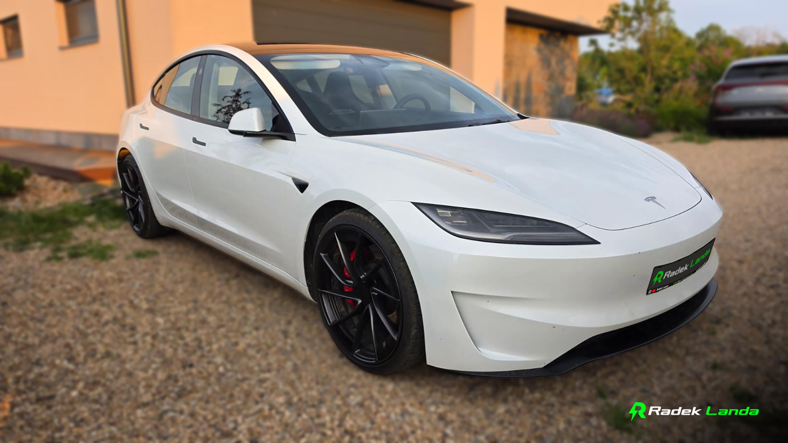 Tesla Model 3 Performance Highland