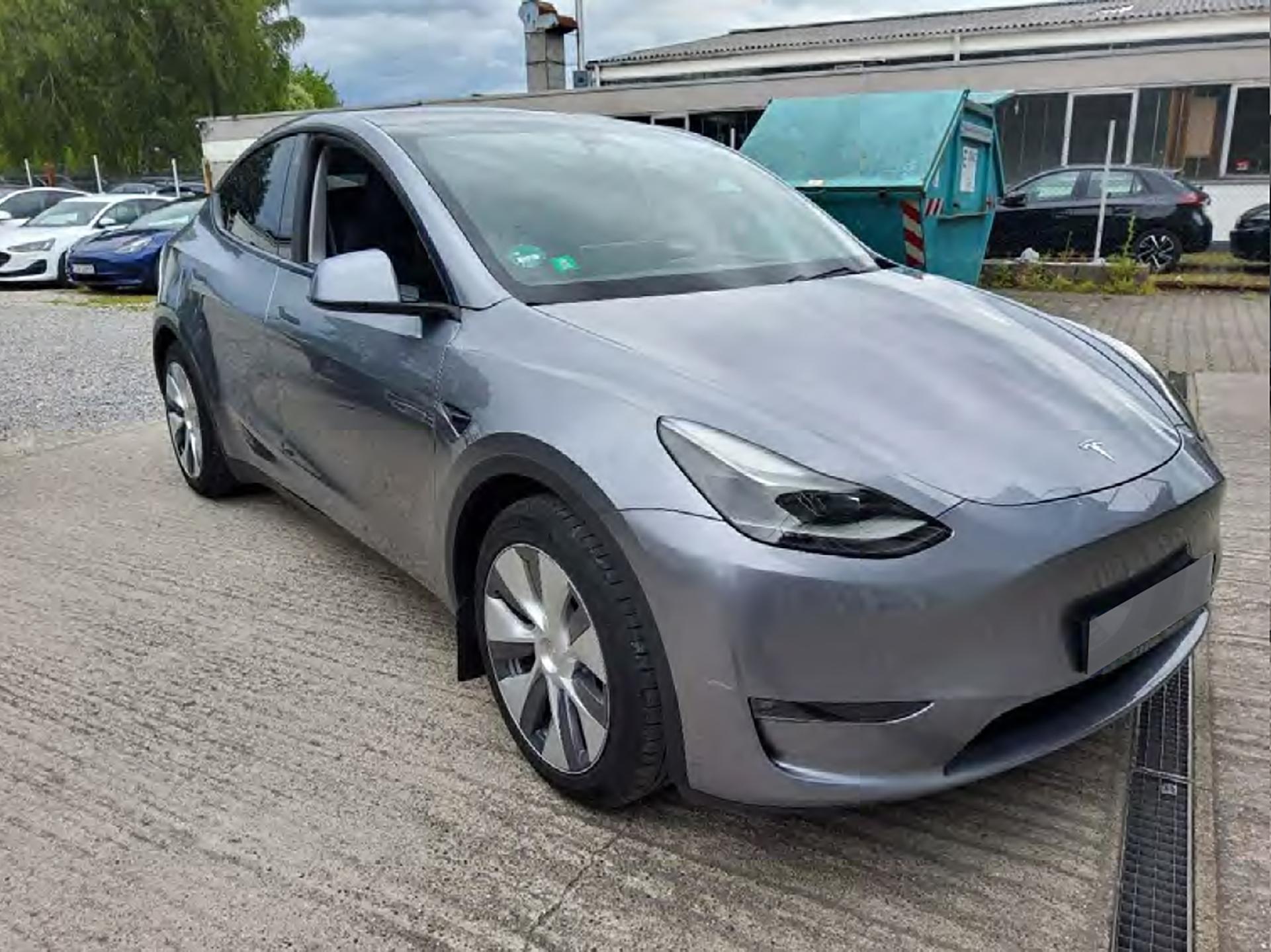 Tesla Model Y Long Range AWD – 514 HP, 4×4