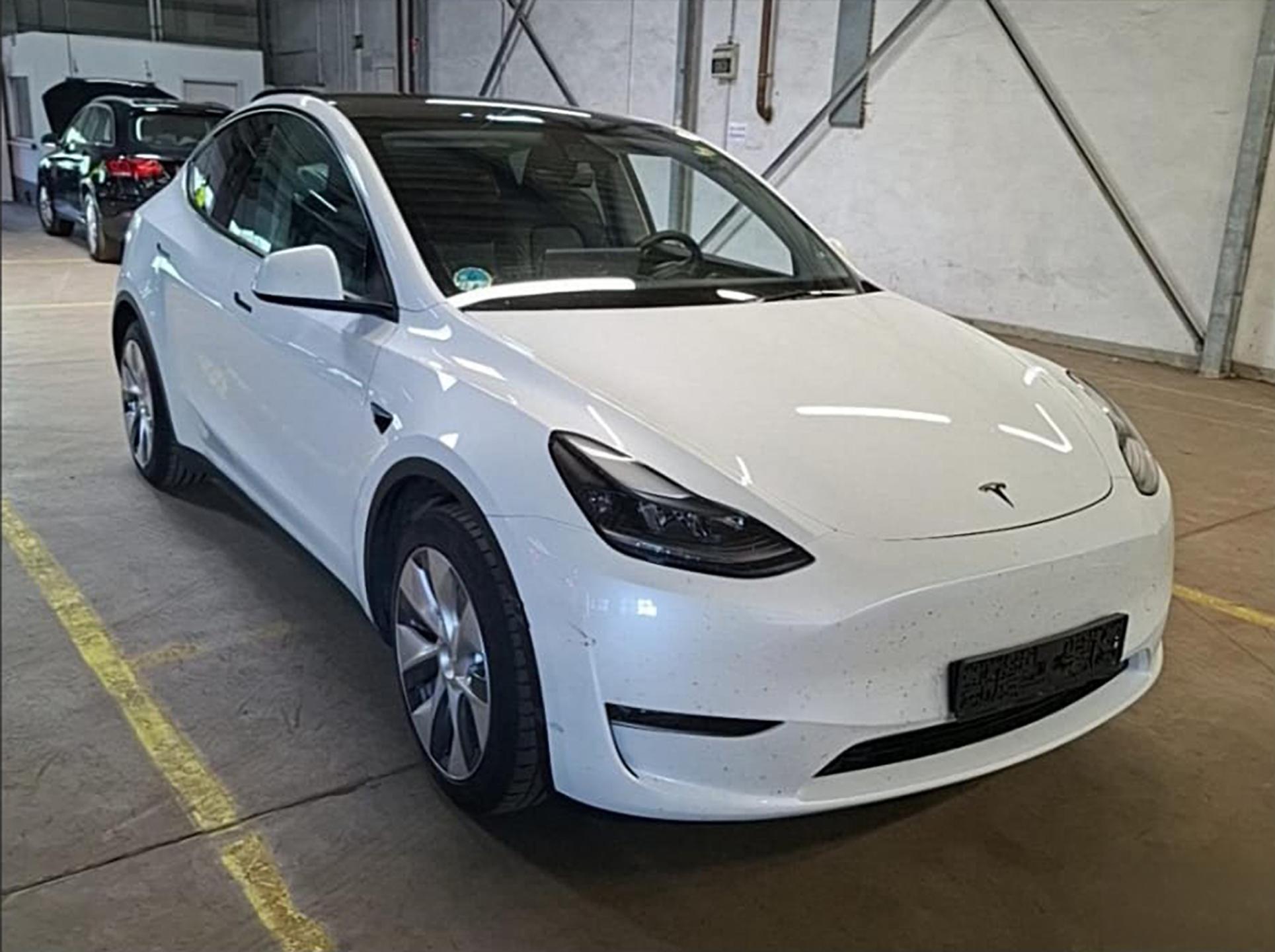 Tesla Model Y Long Range AWD – 514 HP