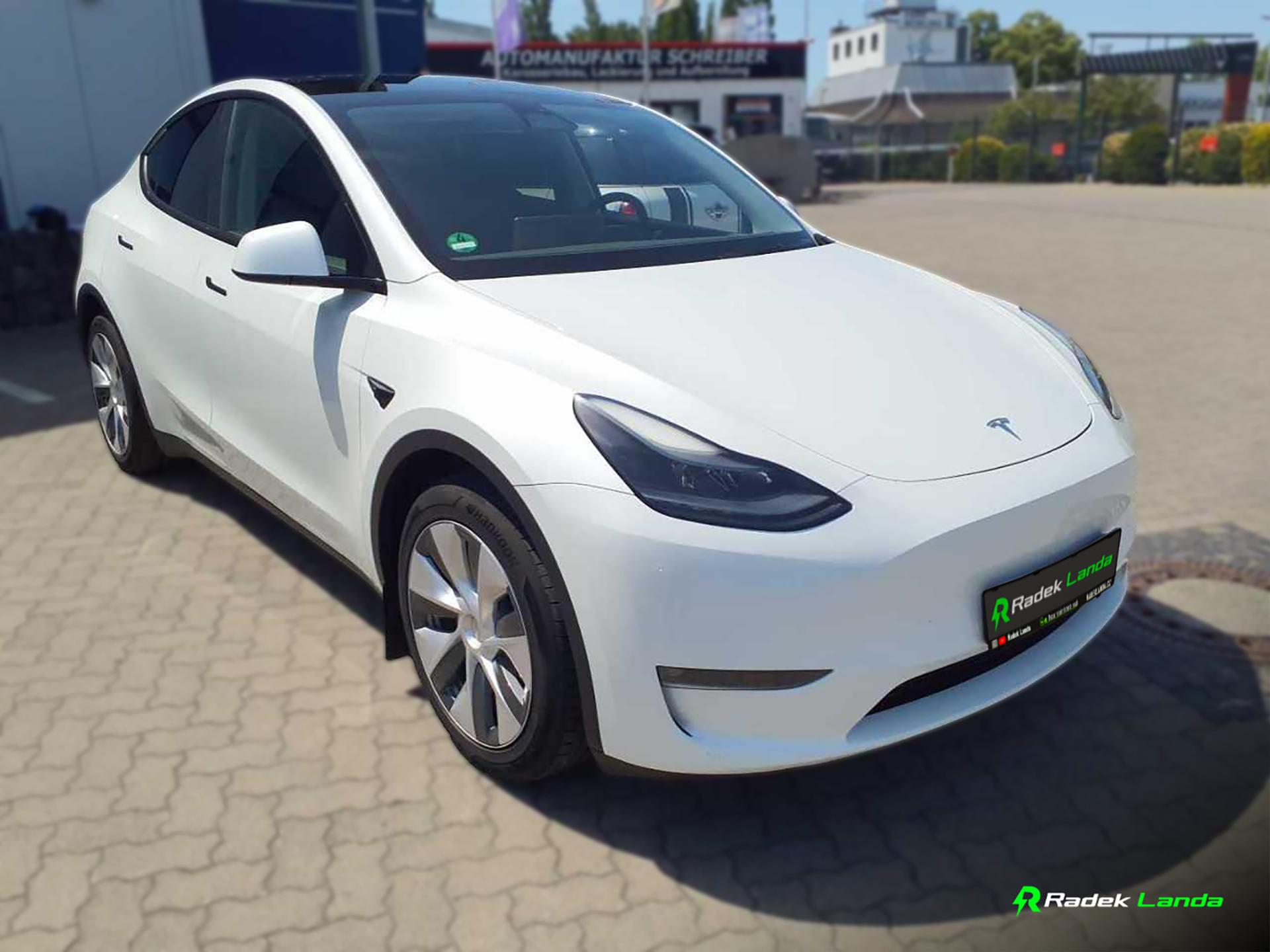 Tesla Model Y Long Range AWD