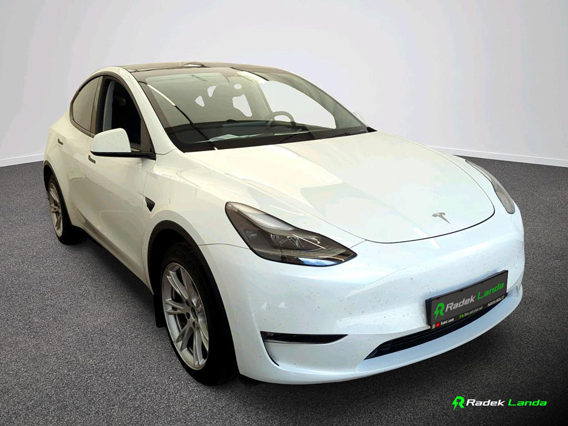 Tesla Model Y Long Range AWD Berlín | tažné