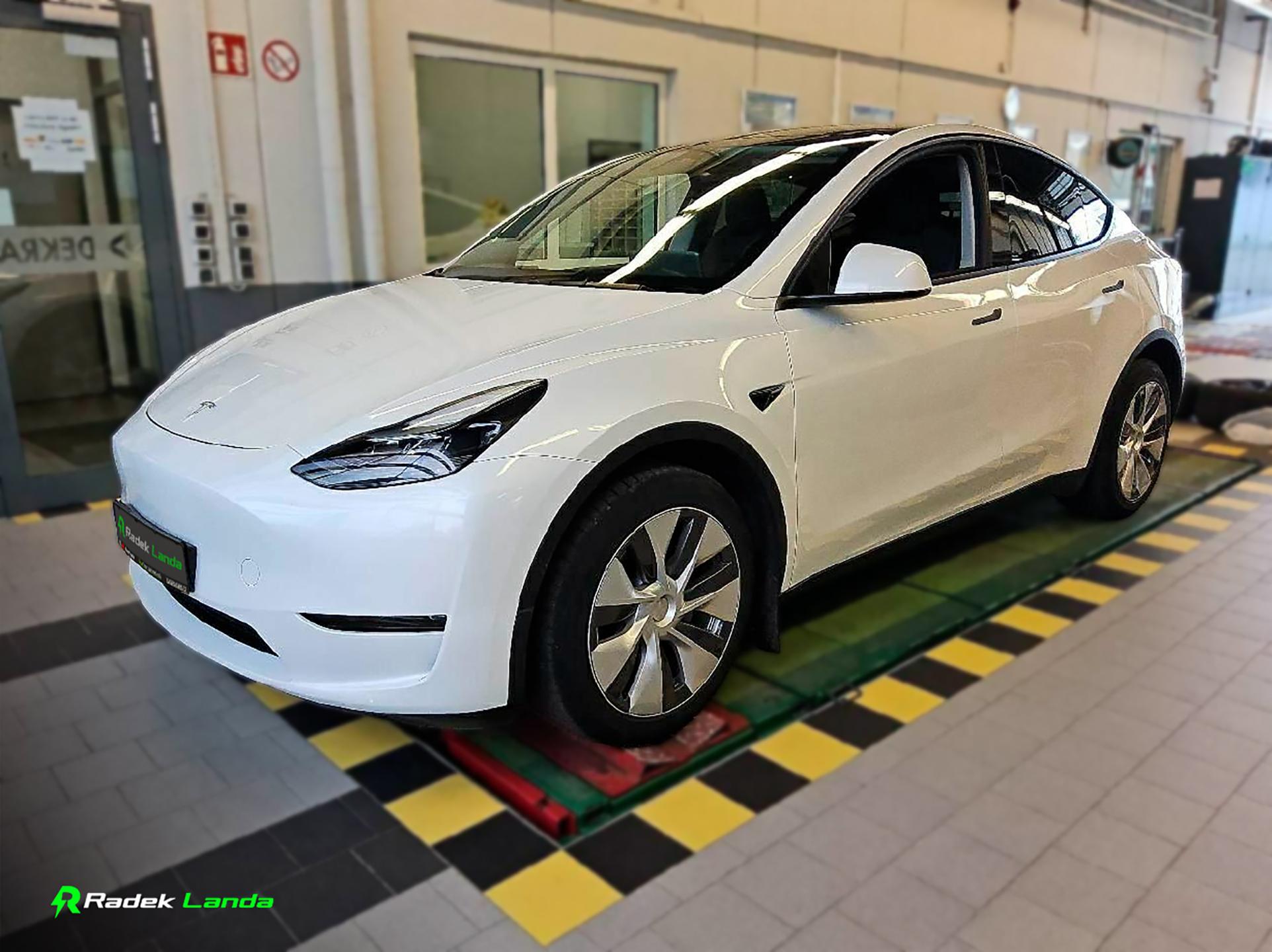 Tesla Model Y AWD Berlín | Dual Motor, AMD