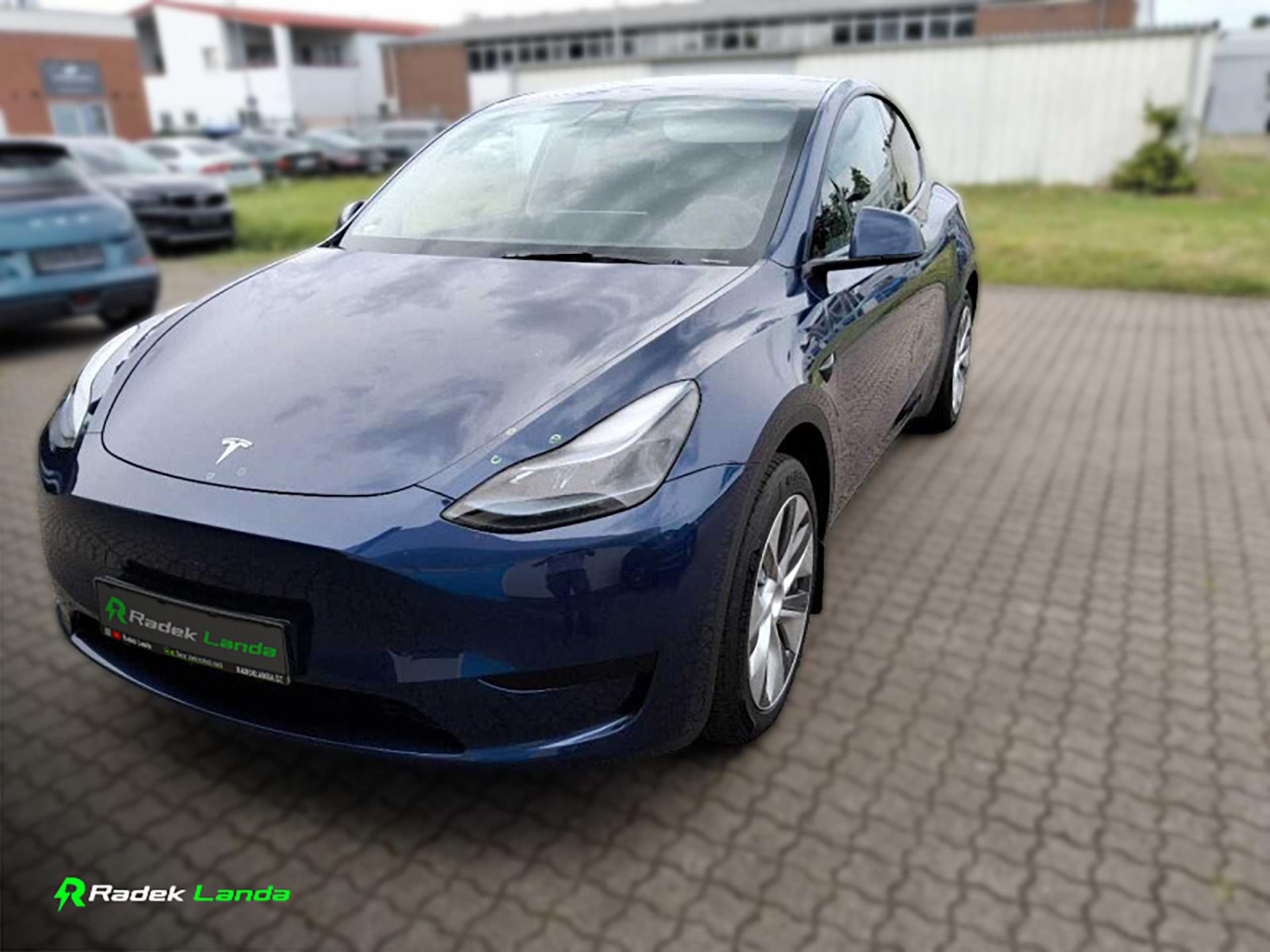 Tesla Model Y Standard Range | tažné 1 600kg