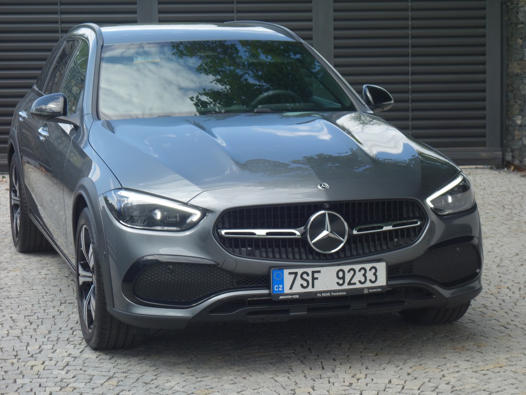 Mercedes-Benz Třídy C C220D*4M*ALL-TERRAIN*WEBAS*CZ!