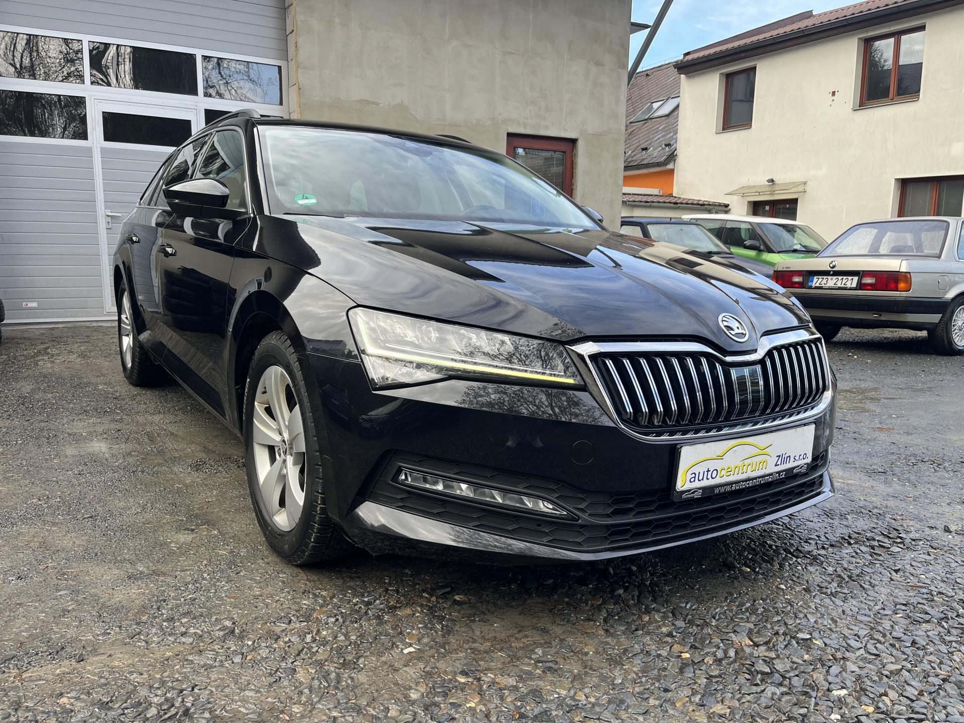 Škoda Superb 2,0TDi 110Kw DSG AMBIENTE