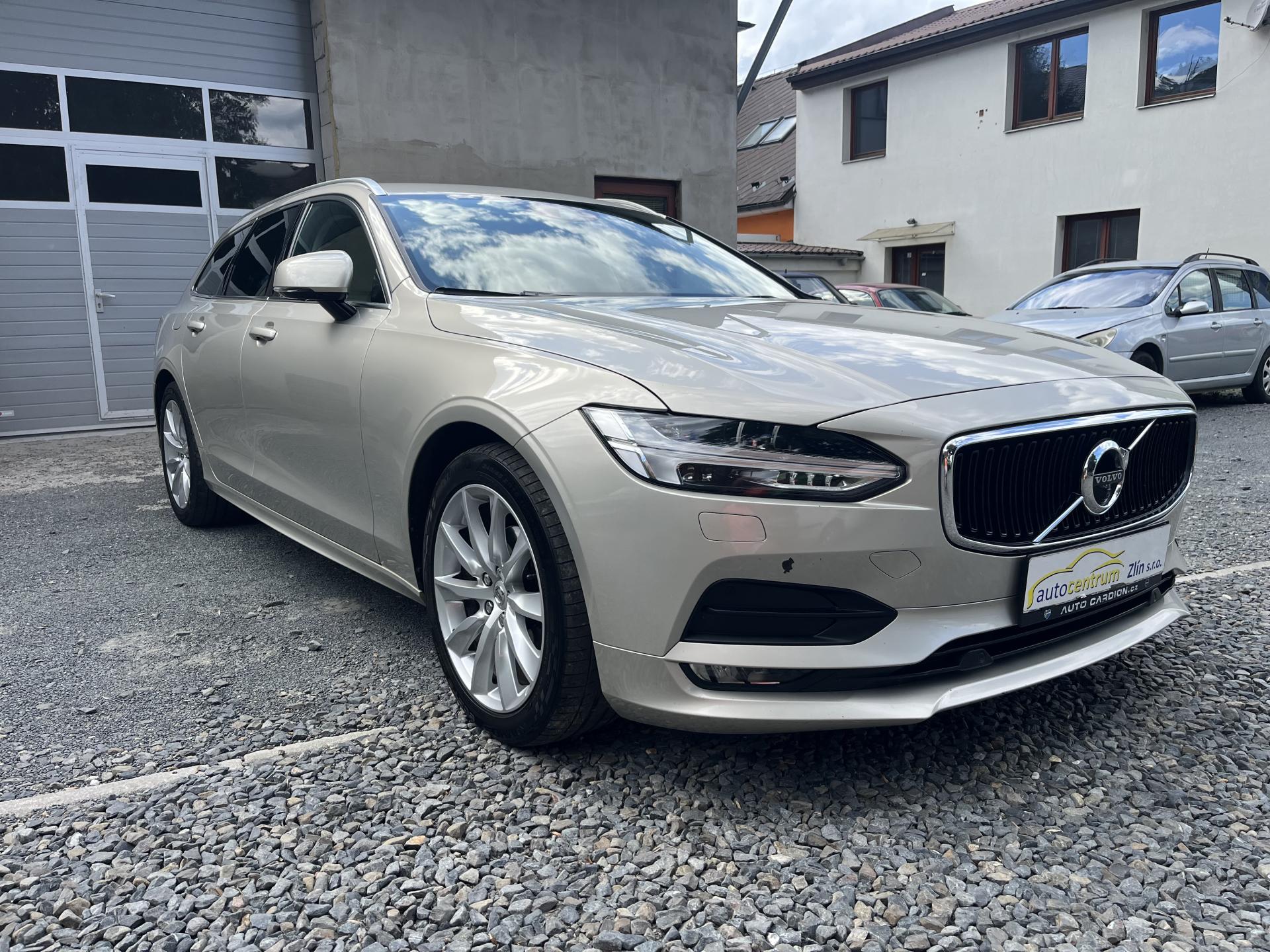 Volvo V90