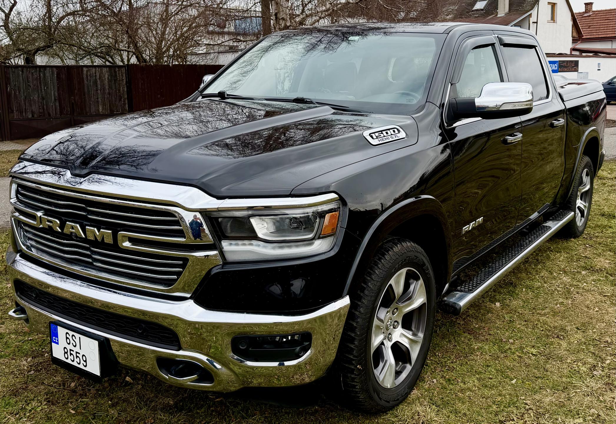 Dodge RAM Laramie.LPG Prins. Nádrž 180l