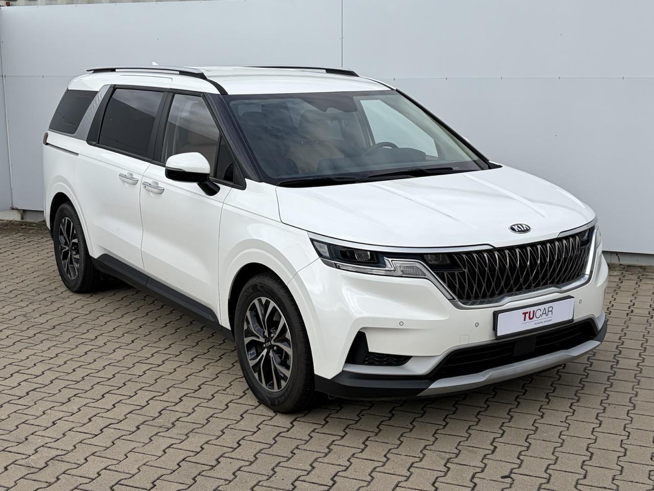 Kia Carnival 2.2 Diesel Automat 6+3 míst