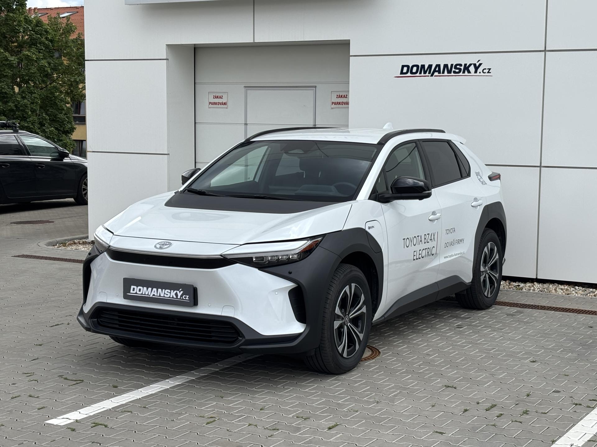 Toyota bZ4X Prestige 64k KWh 4x4 217k
