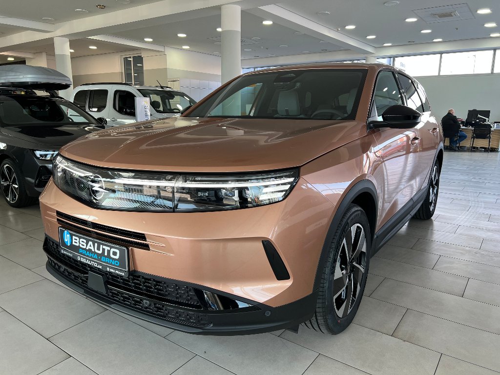 Opel Grandland GS Hybrid 1,2T 145k Automat+ZP