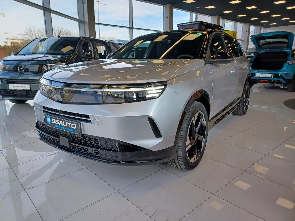 Opel Grandland Ultimate 1.6T PHEV 165kW/225k
