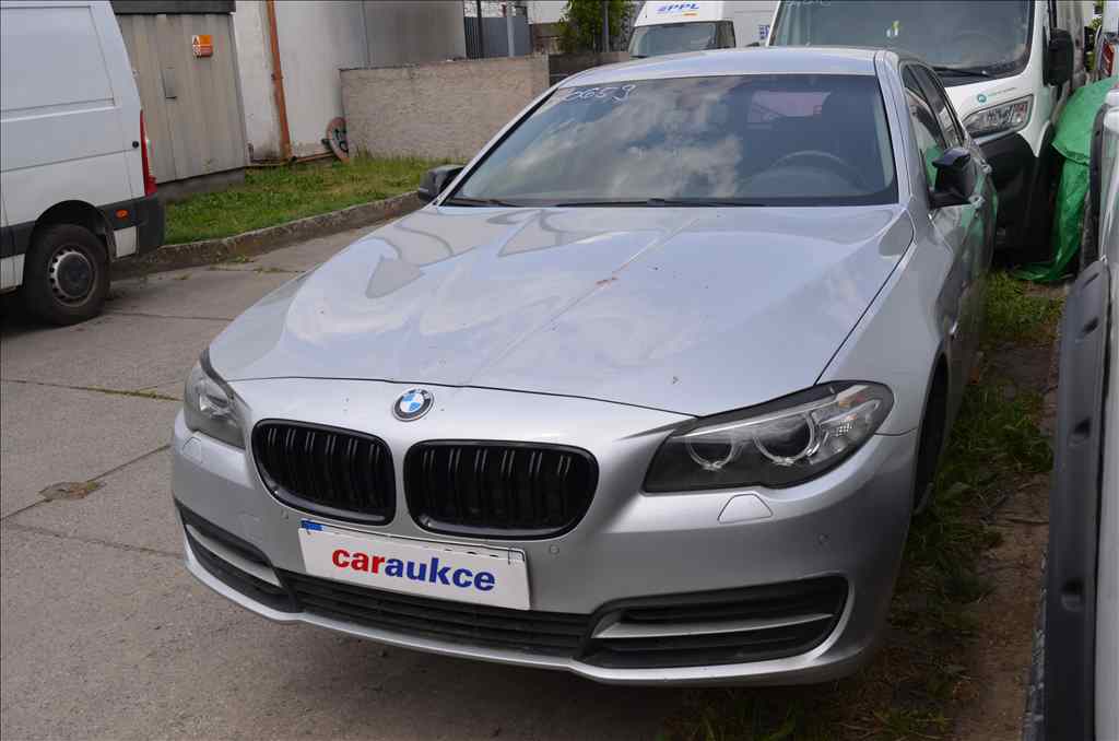 BMW 520D TOURING AT