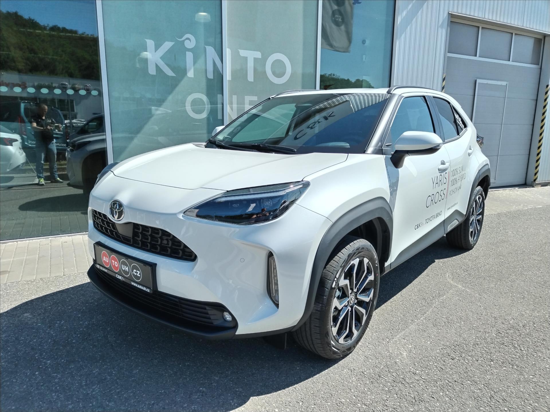 Toyota Yaris Cross 1,5 HEV e-CVT STYLE FWD 116k