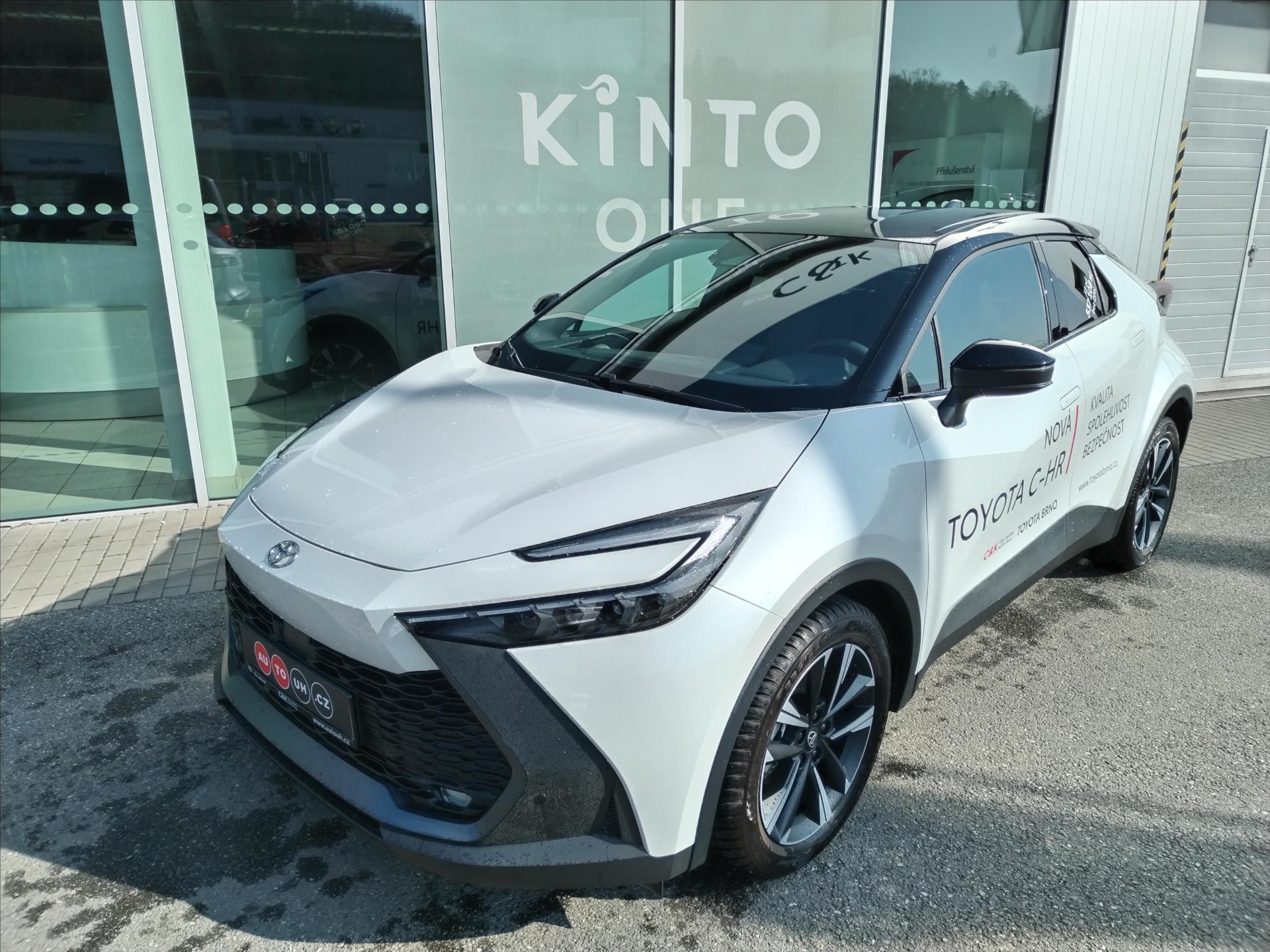 Toyota C-HR 1,8 HYBRID e-CVT STYLE