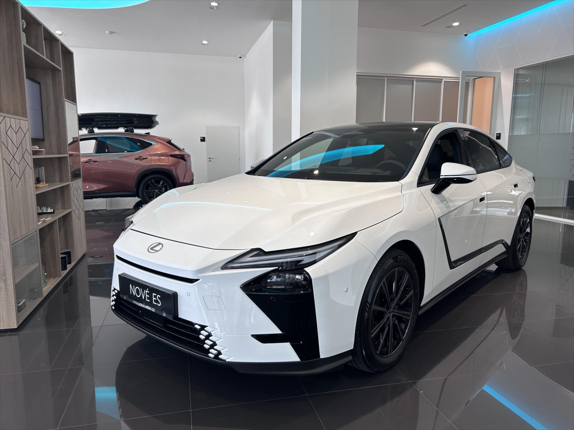 Lexus ES 300h 2.5 Prestige + Paket Top