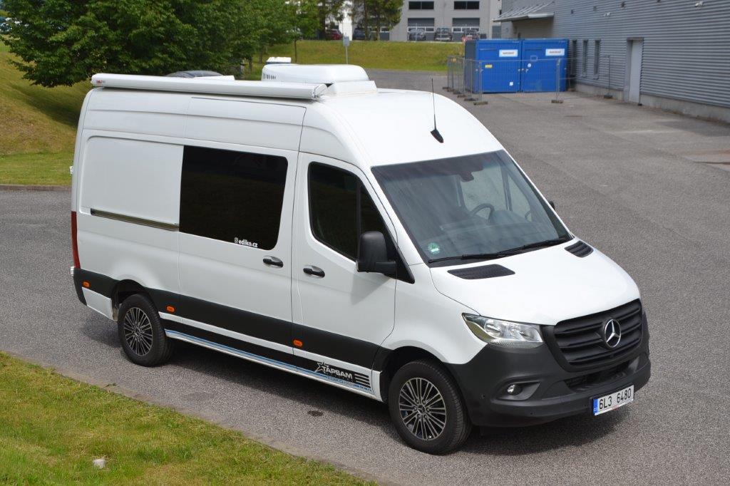 Mercedes-Benz 317 CDi Camper , vestavba