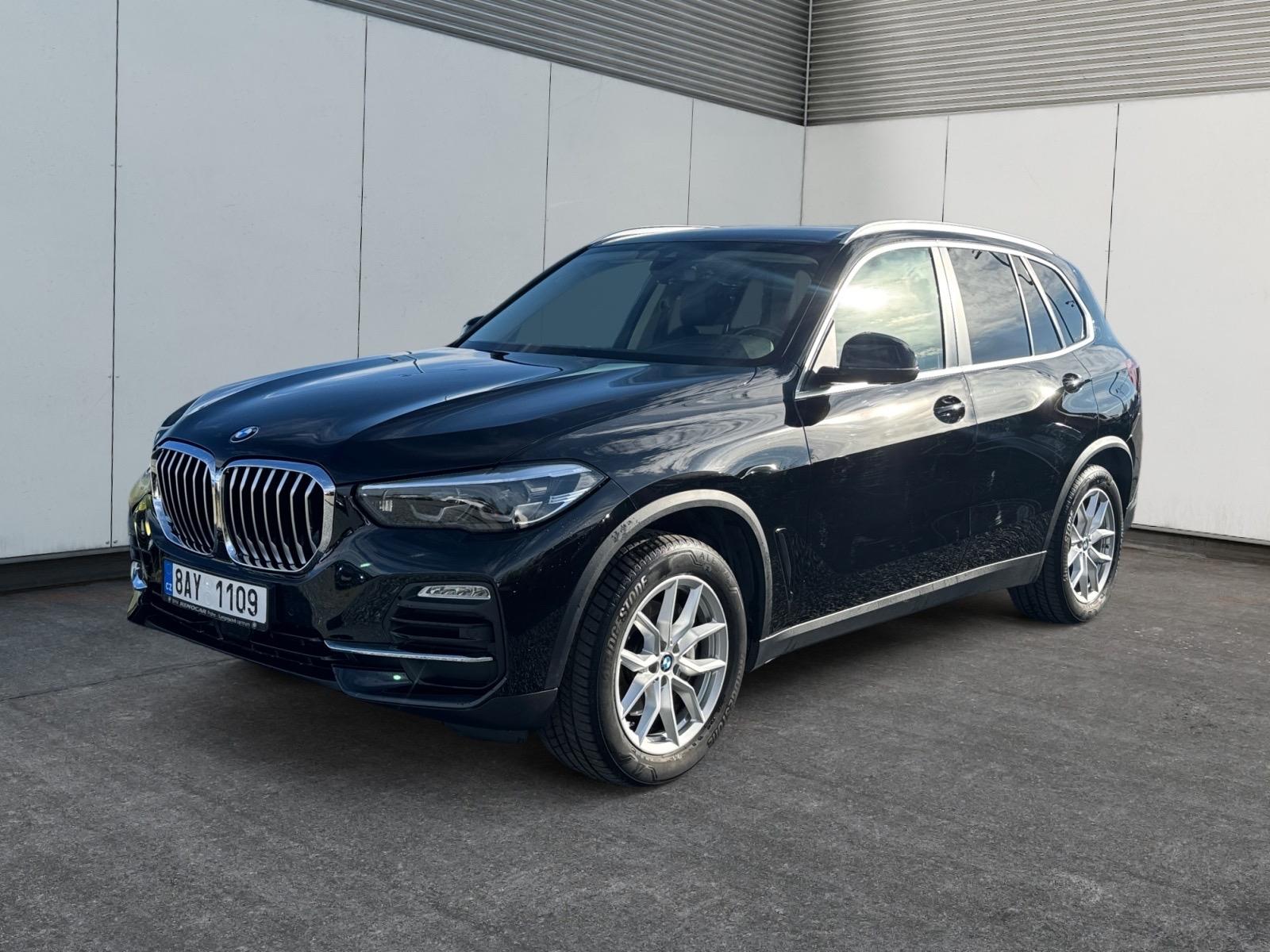 BMW X5 xDRIVE 30d 210kW 4x4 TAŽNÉ CZ