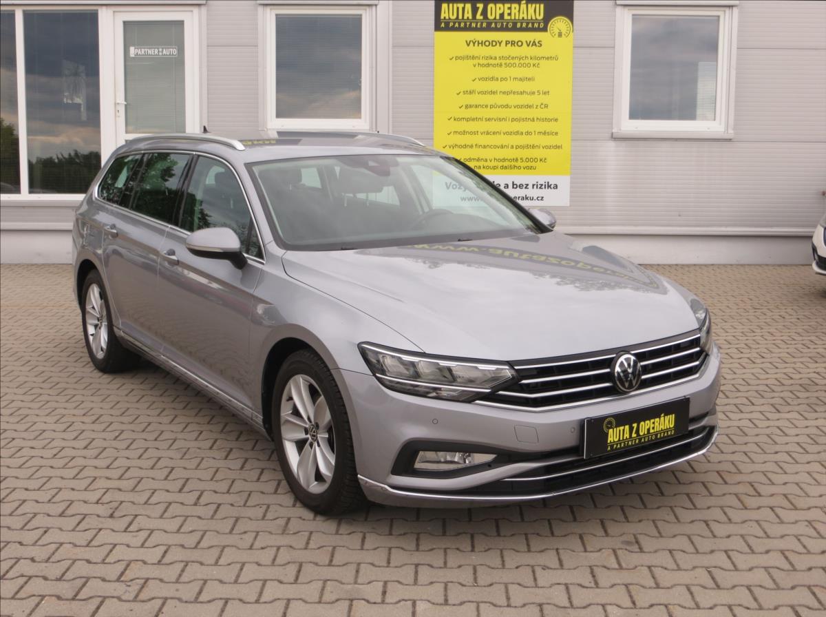 Volkswagen Passat 1,5 TSI 110kW Elegance ČR