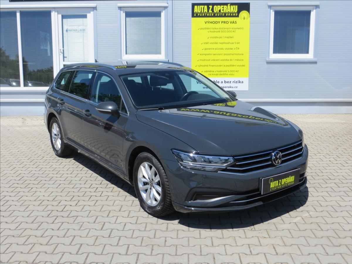 Volkswagen Passat 1,5 TSI 110kW Business ČR