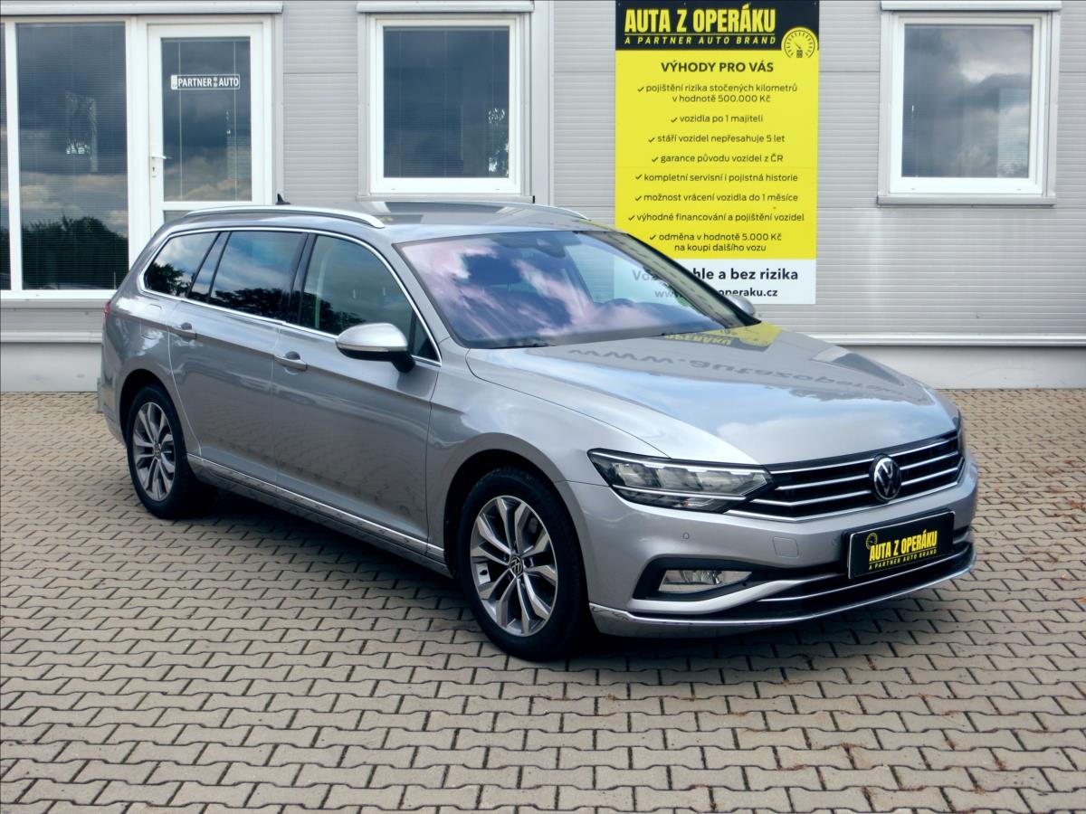 Volkswagen Passat 2,0 TSI 140kW Elegance DSG_ČR