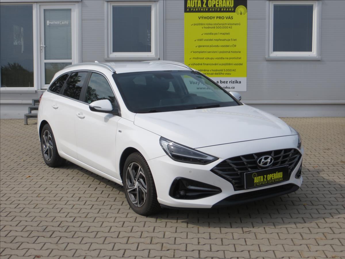 Hyundai i30 1,5 T-GDI mHEV Family Smart