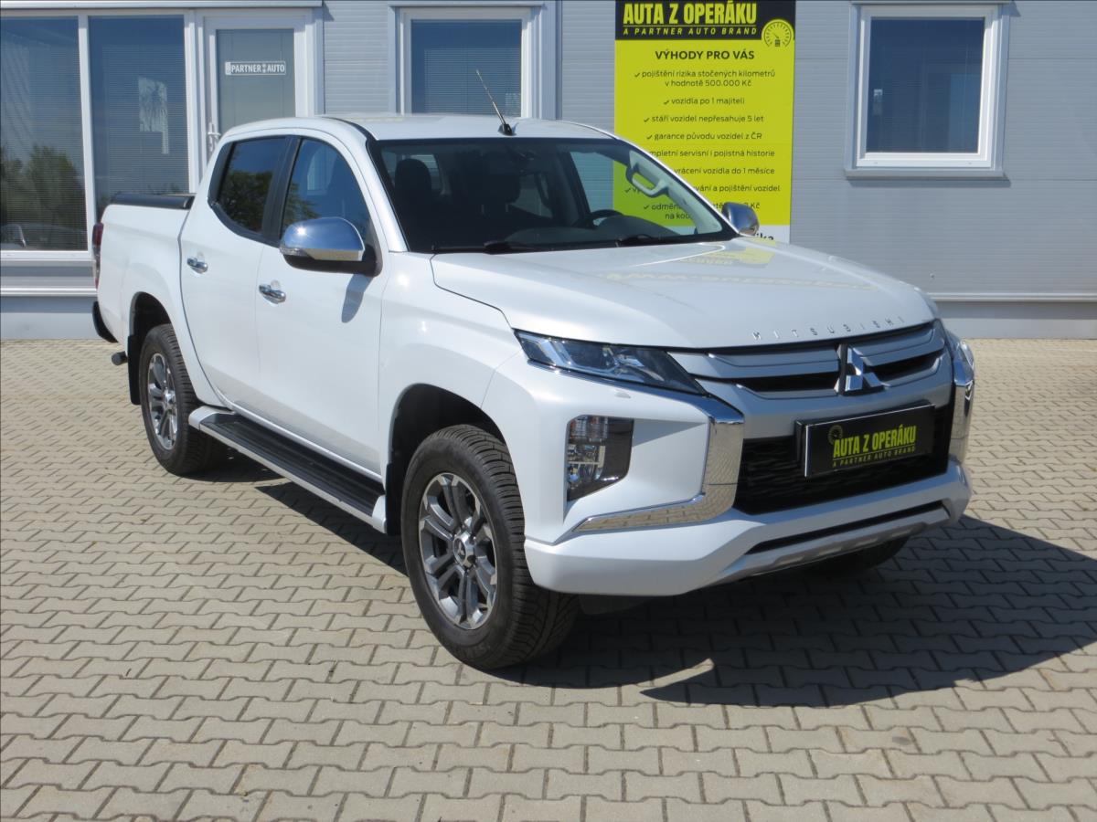Mitsubishi L200 2,3 DI-D INTENSE 4WD AUT