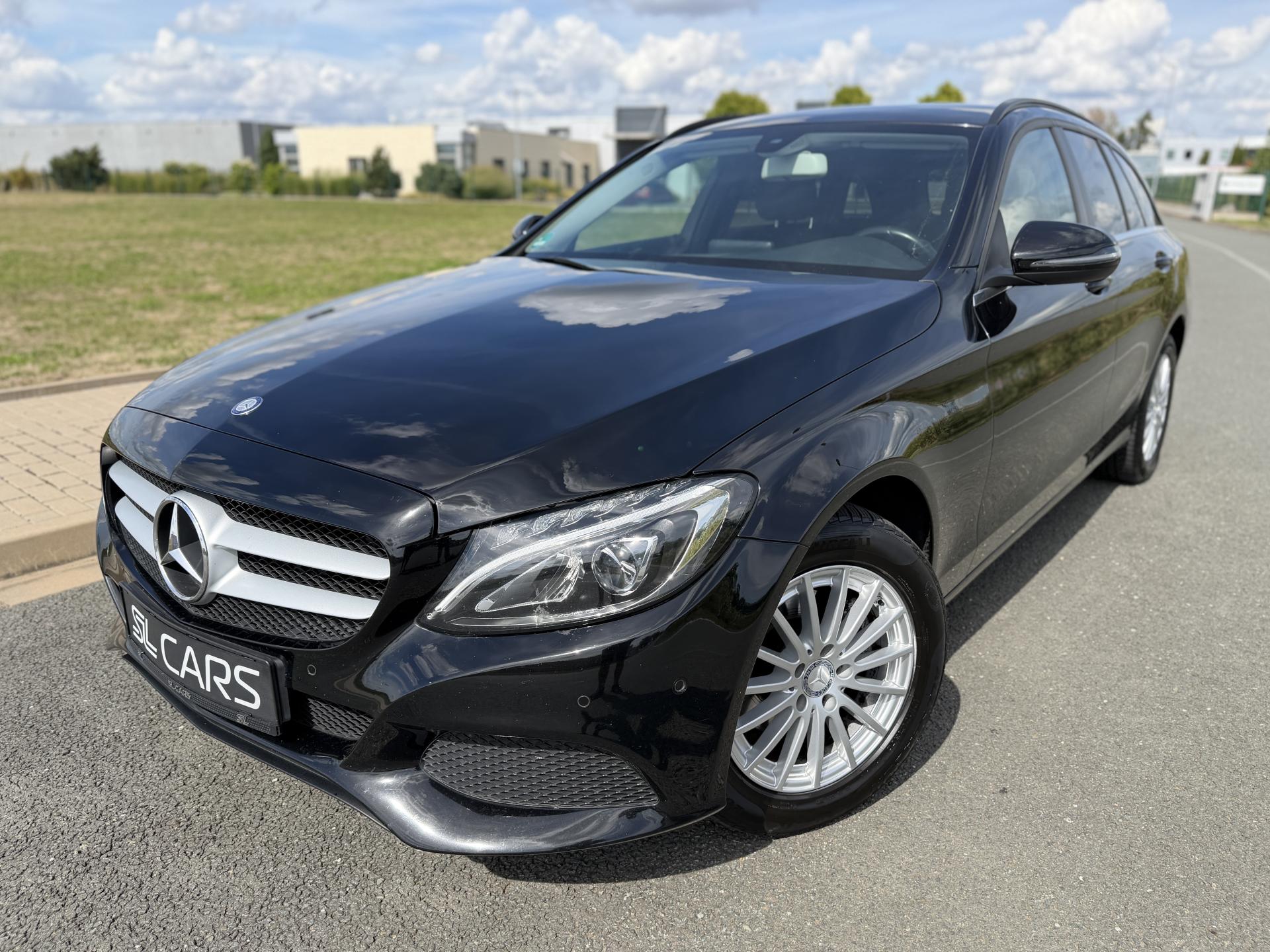 Mercedes-Benz Třídy C 180 CGI AUTOMAT LED NAVIGACE