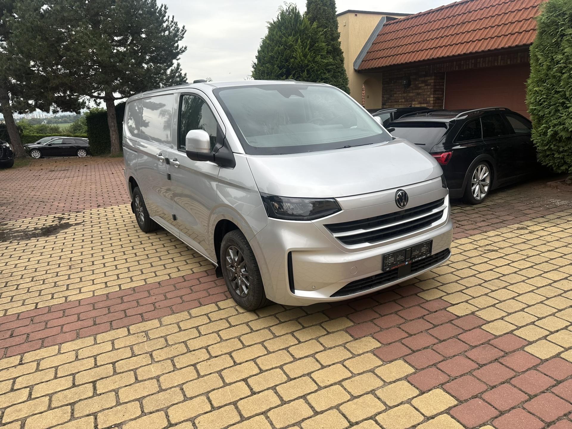 Volkswagen Transporter T7 2,0 TDi, WEBASTO, KAMERA