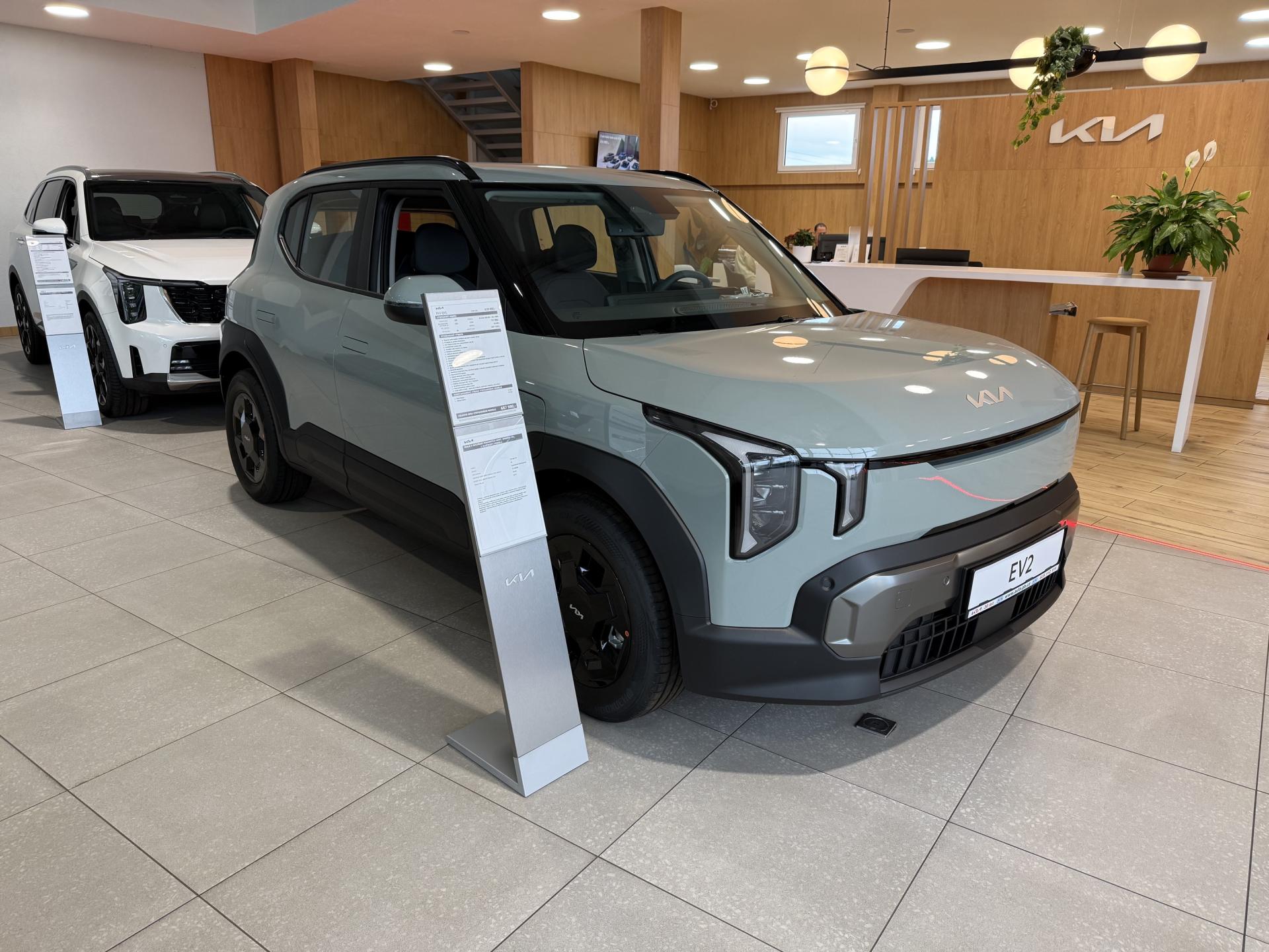Kia EV2 EV2 QV1 4P 4x2 AIR