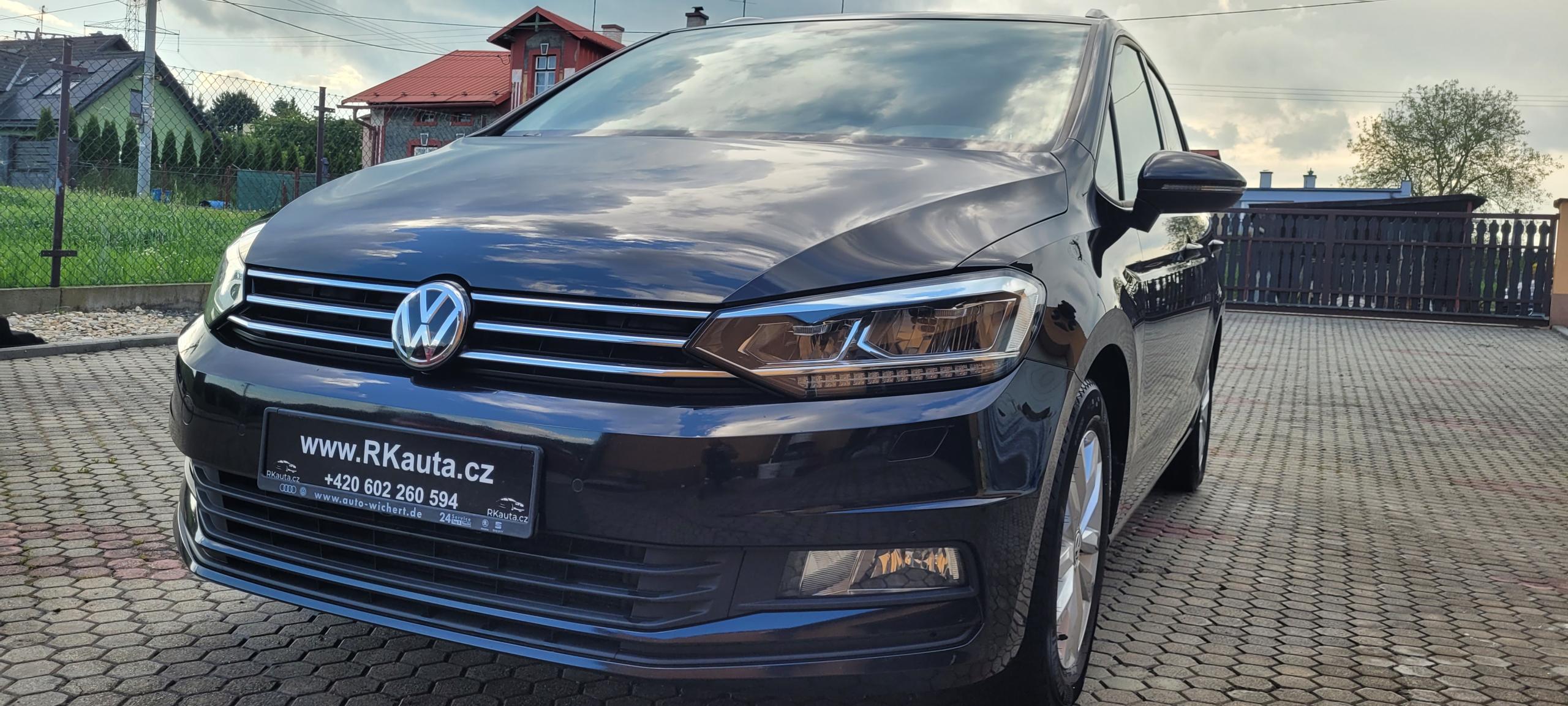 Volkswagen Touran 1,4TSi 110kW benzín DSG FuLLeD
