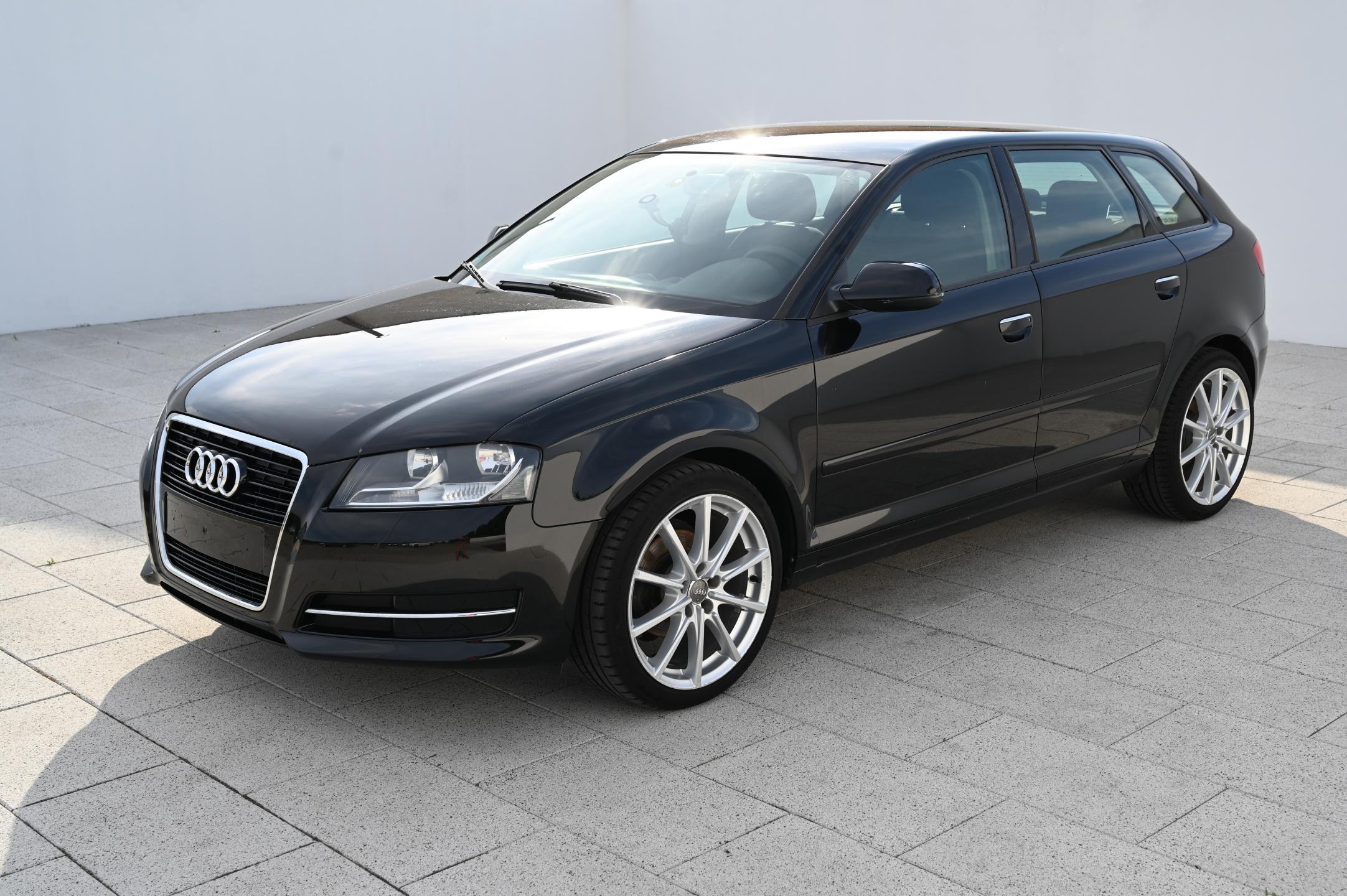 Audi A3 1.6MPI 75KW Sportback 6/2012