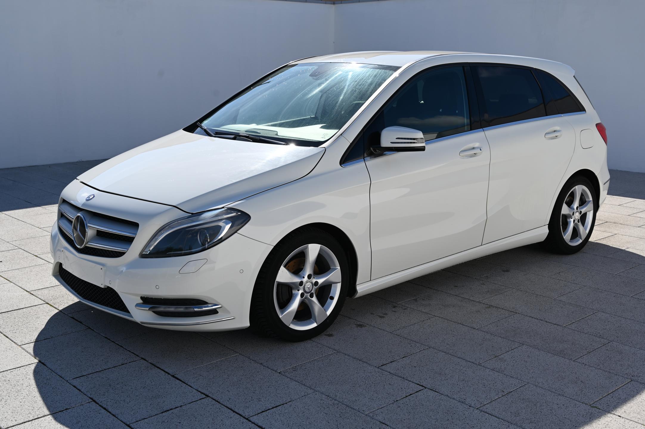 Mercedes-Benz Třídy B B 180 1.6 90KW Edition 1/2013