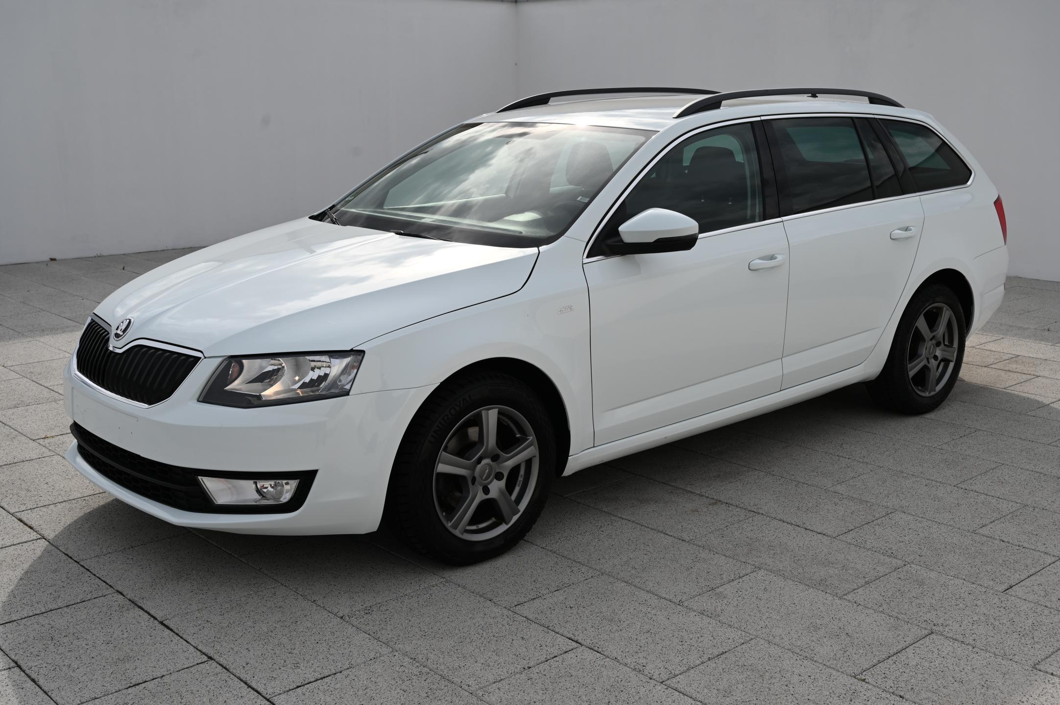 Škoda Octavia 1.6TDI 77KW Edition 4/2015