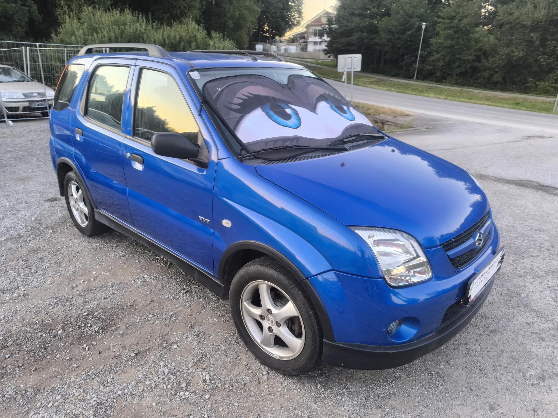 Suzuki Ignis 60KM,KRÁSNÝ,4X4,SERVIS,1MAJ64L