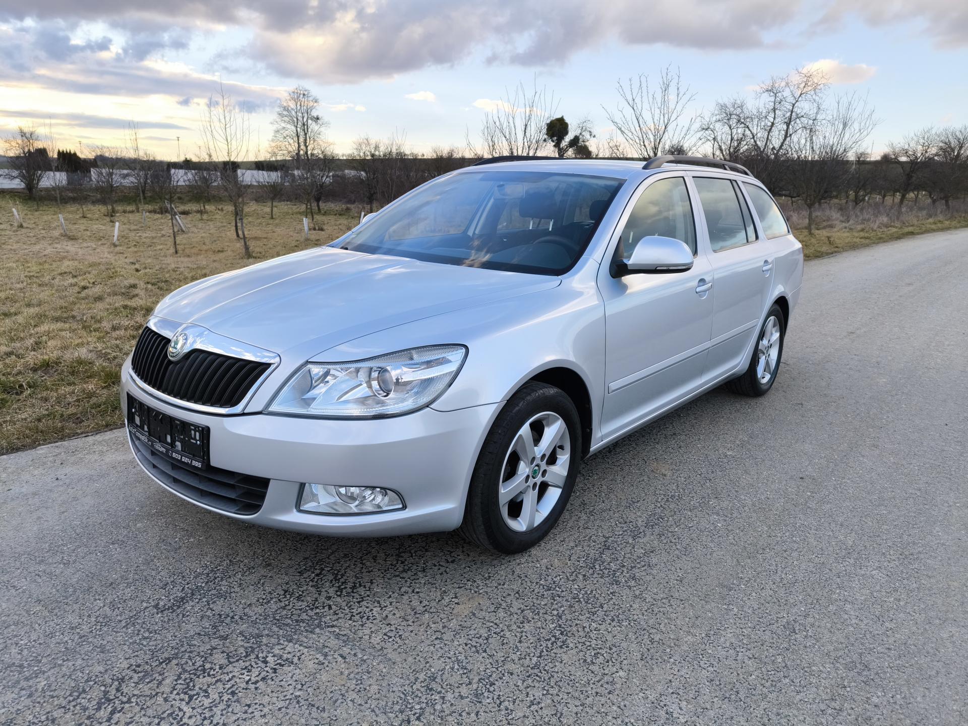 Škoda Octavia 1,6MPI 75kW SERVISKA 1 MAJITEL