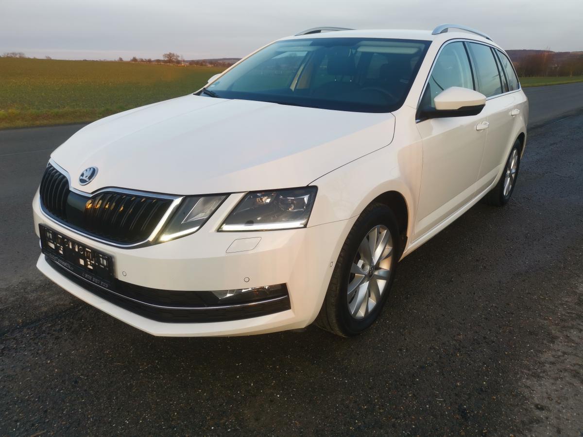 Škoda Octavia 2,0TDI DSG 110kW ACC STYLEPLUS