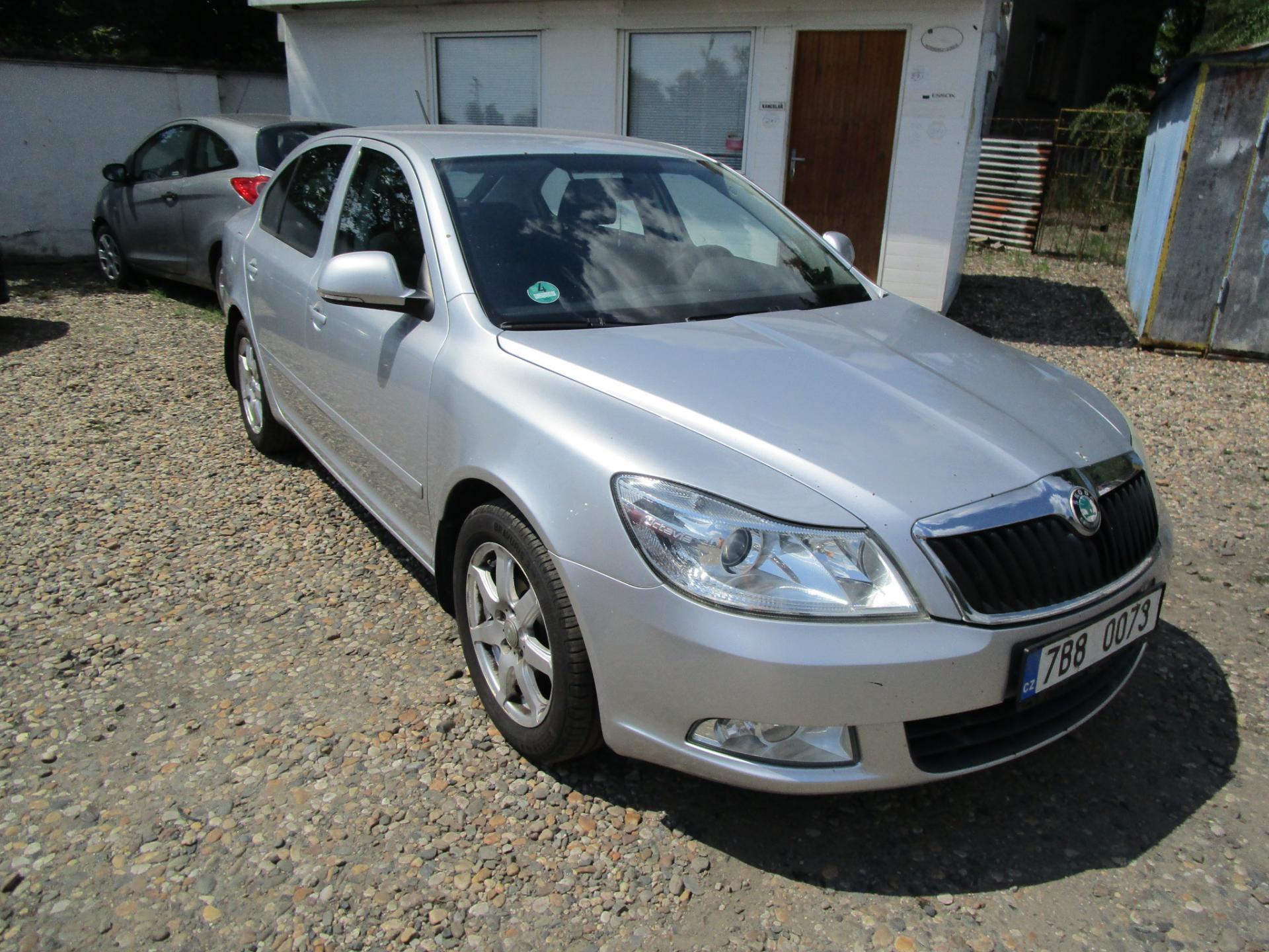 Škoda Octavia 1,6TDI-77KW- KOUPENA v ČR