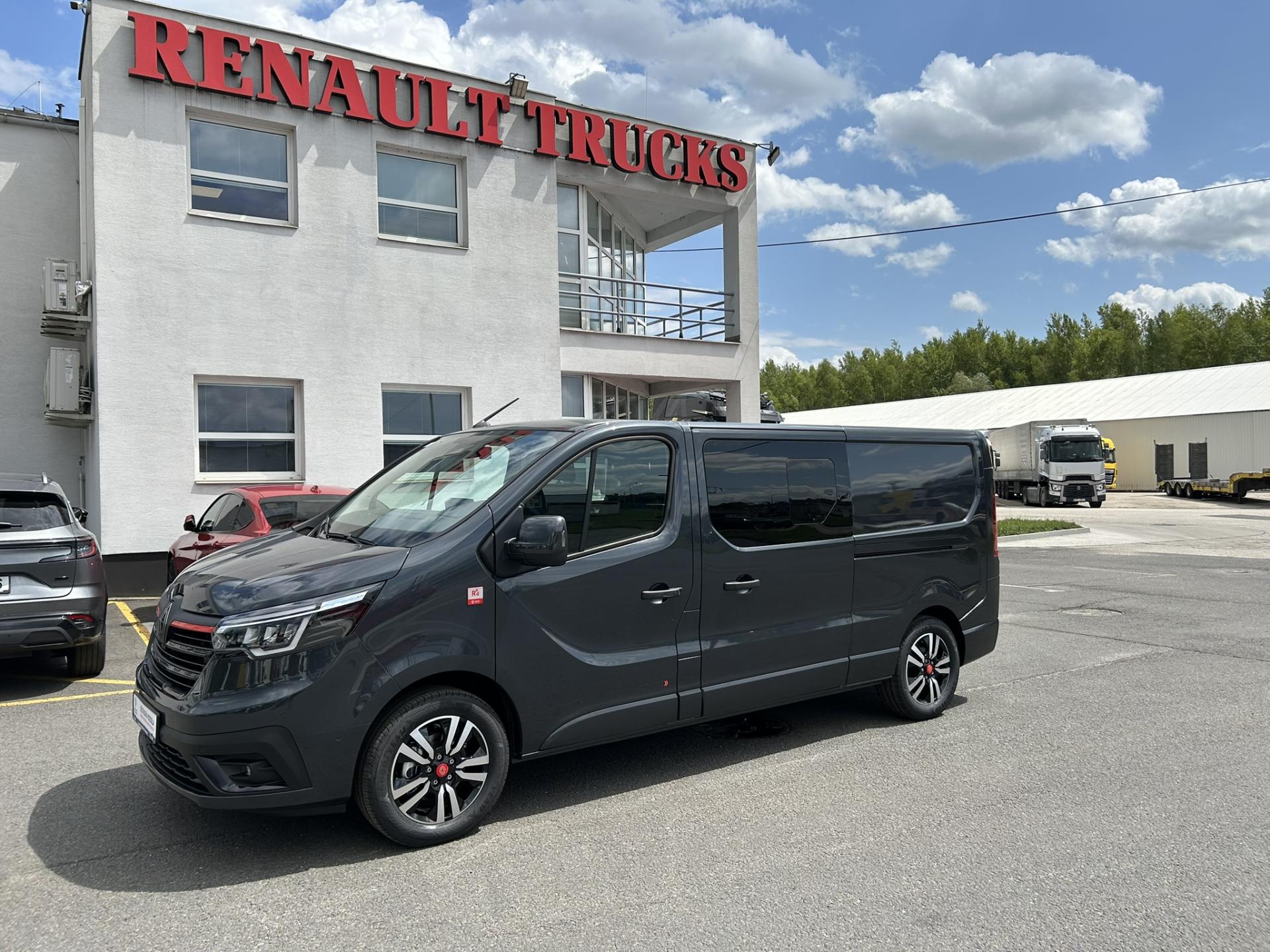 Renault Trafic CREW VAN L2H1 170k RED 5 míst