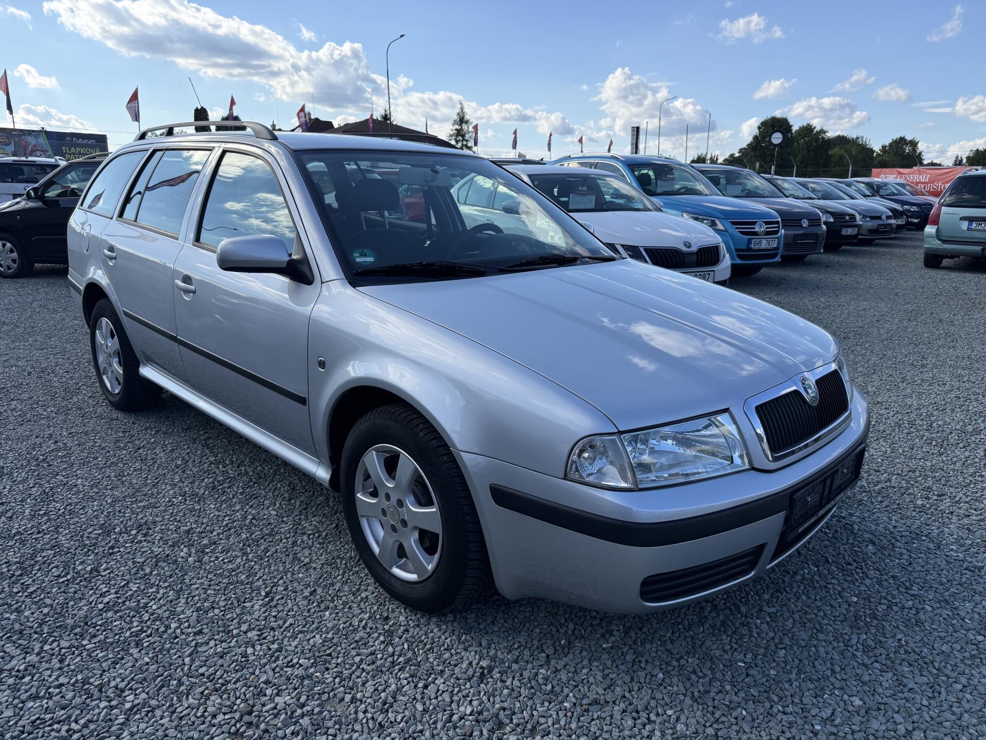 Škoda Octavia 1.6i TOUR