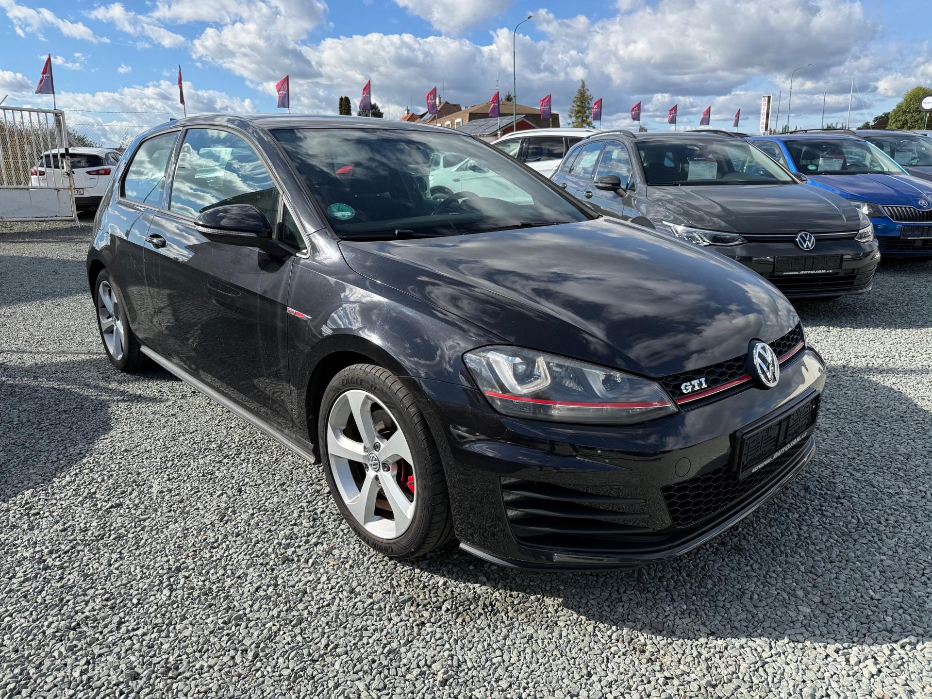 Volkswagen Golf 2.0 GTI