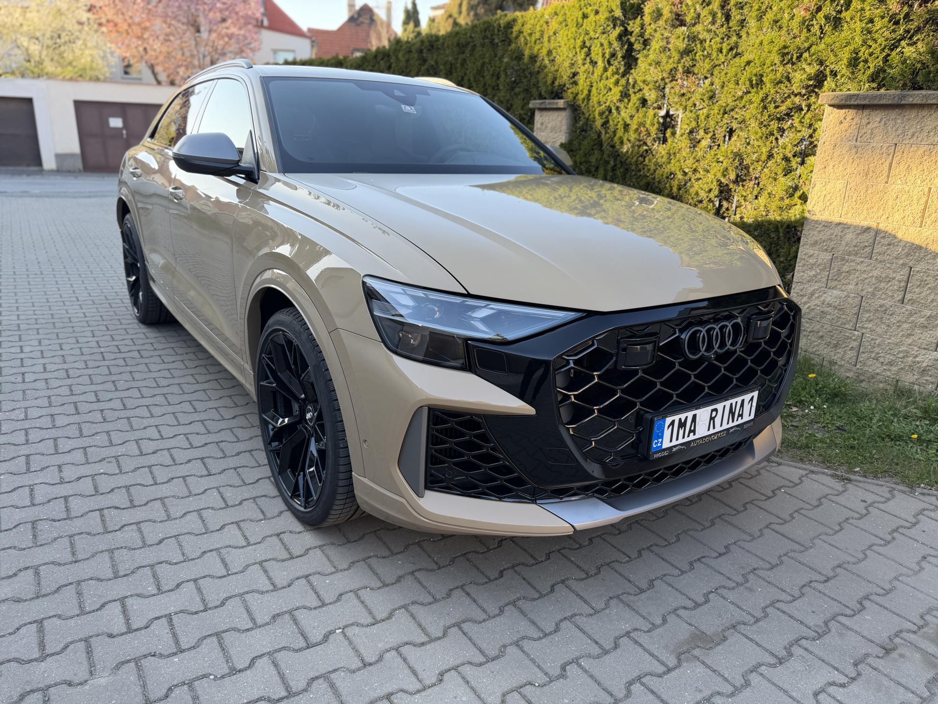 Audi RS Q8 PERFORMANCE 640PS -ČR-FULL-TOP