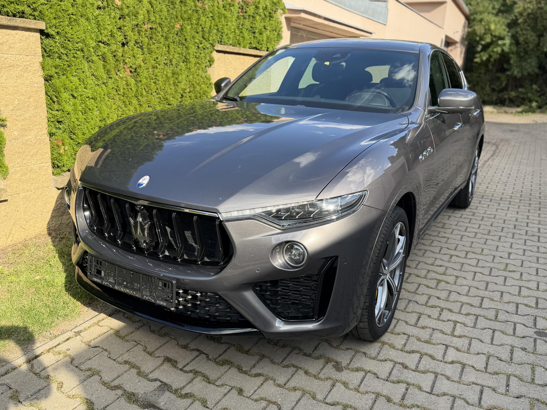 Maserati Levante 430PS- MODENA-S-TOP-SKLADEM-