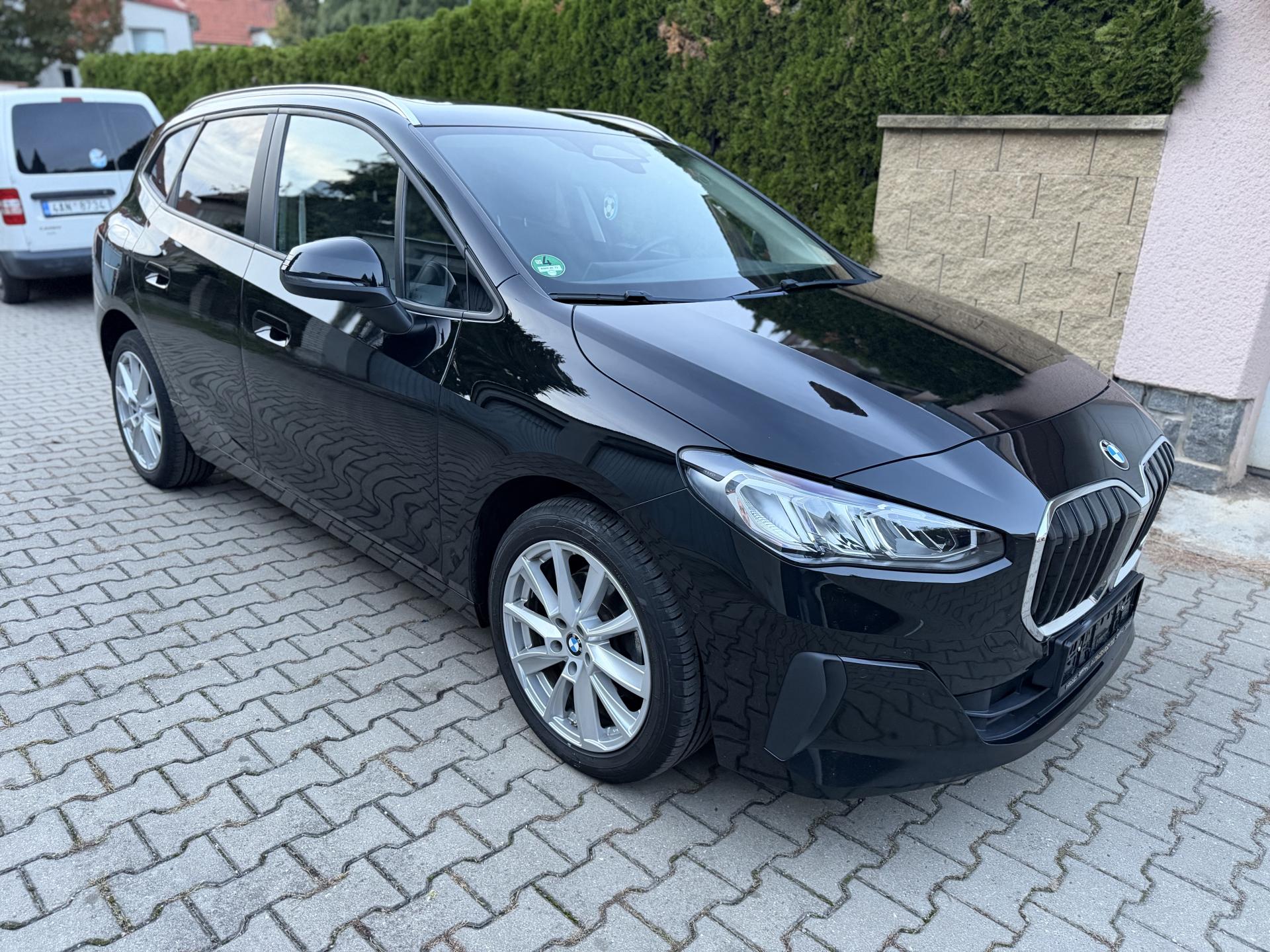 BMW Řada 2 218I-nový model-panorama-TOP