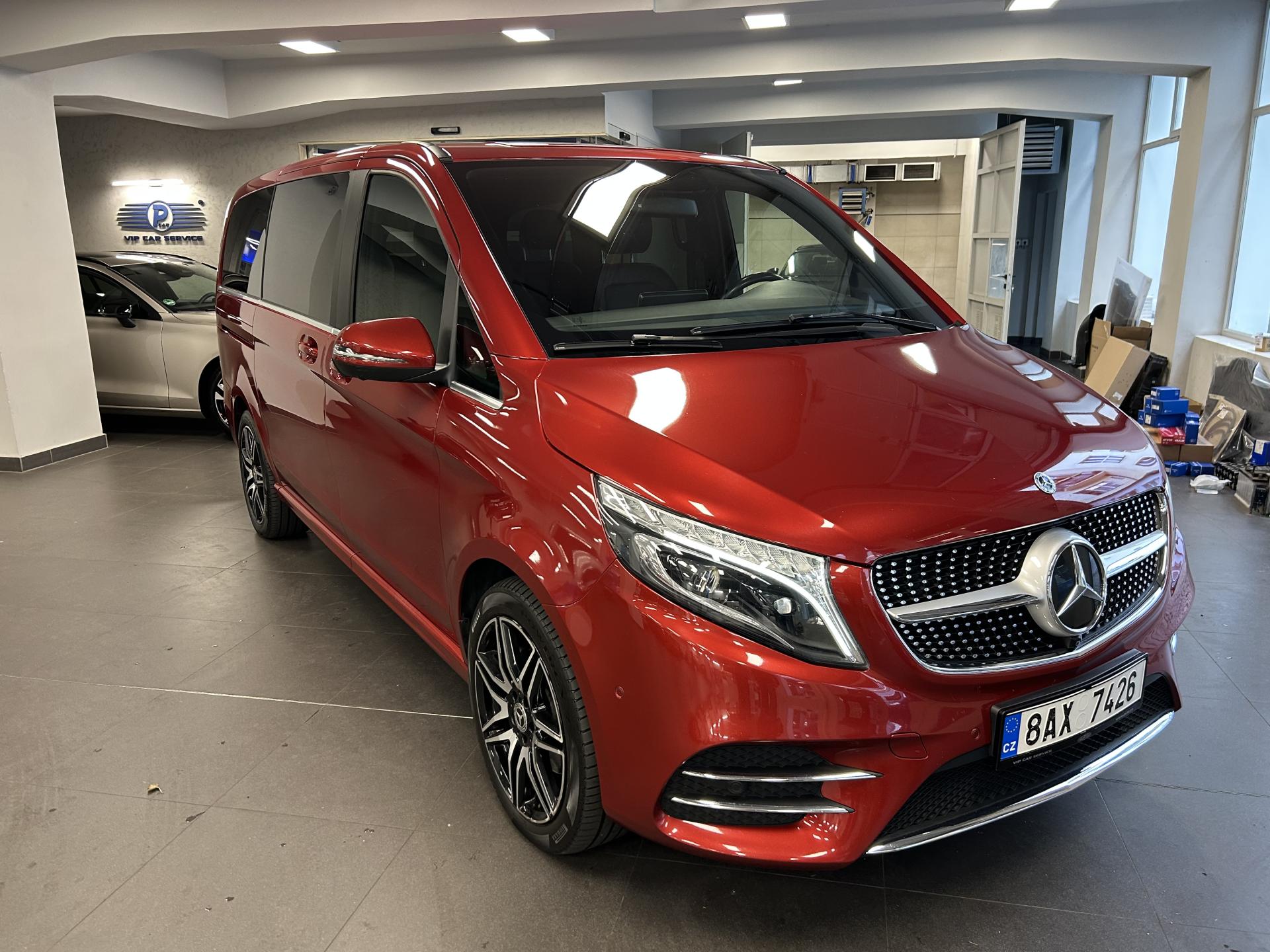 Mercedes-Benz Třídy V 300d AMG L 4Matic LED 360° NAV