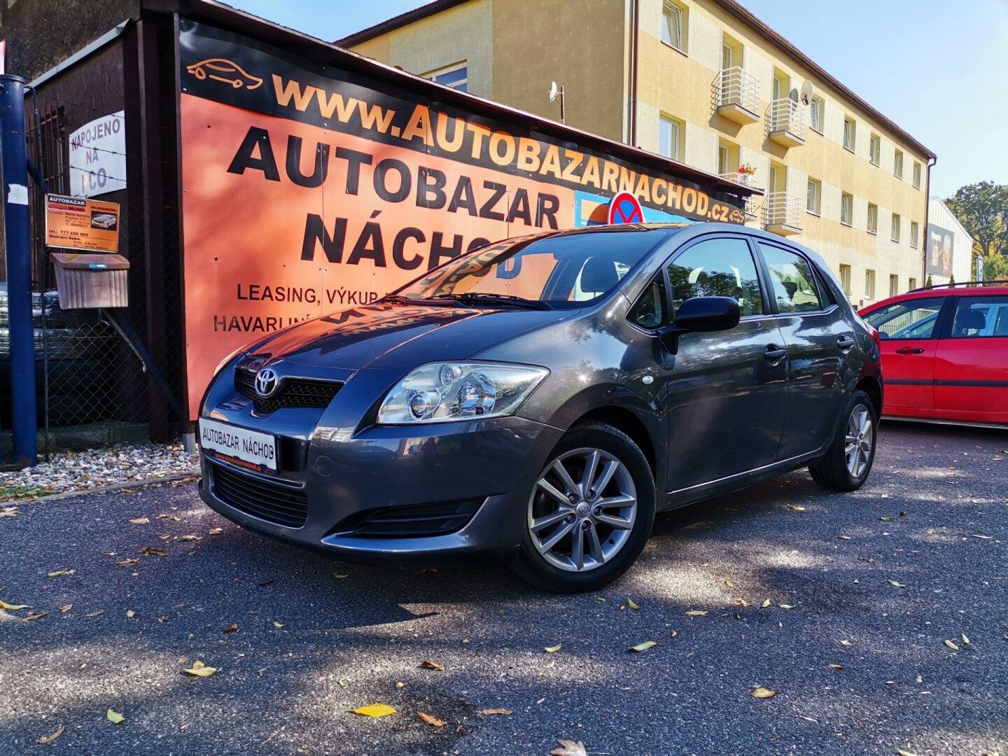 Toyota Auris 1.4i 74kw ČR 5dv. Klima PDC